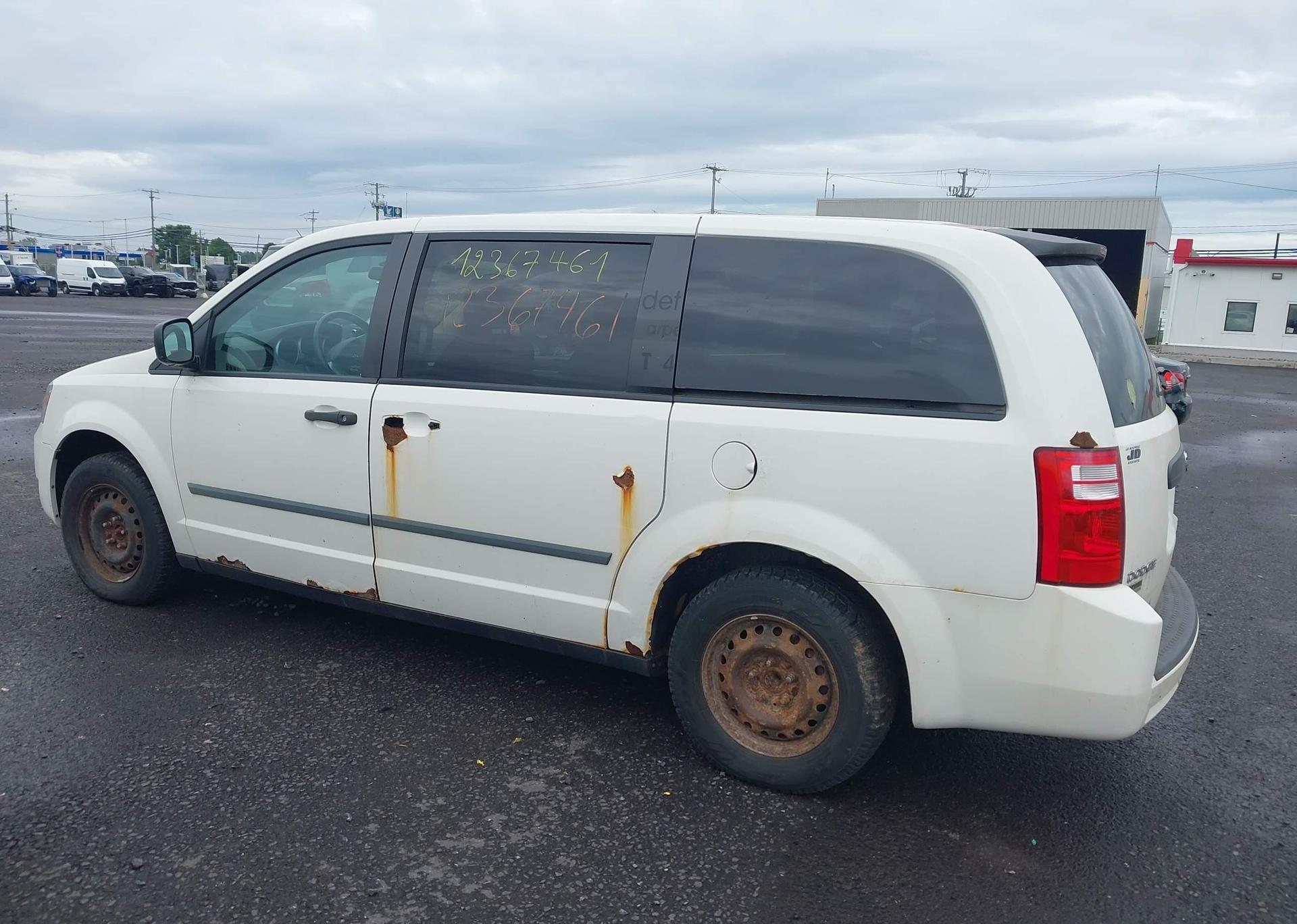 2010 DODGE GRAND CARAVAN SE