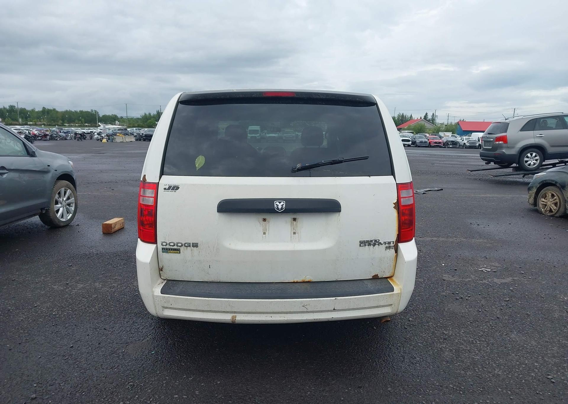 2010 DODGE GRAND CARAVAN SE