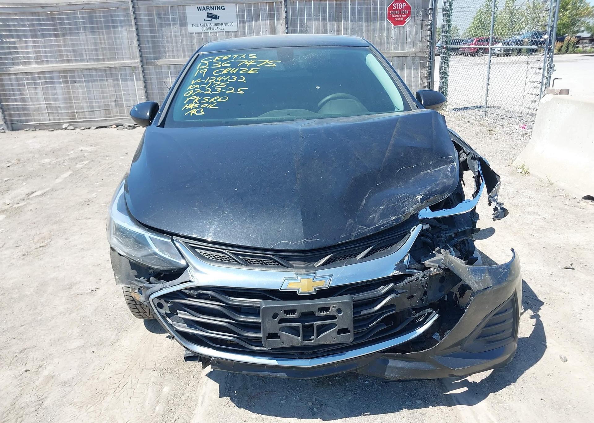 2019 CHEVROLET CRUZE LT