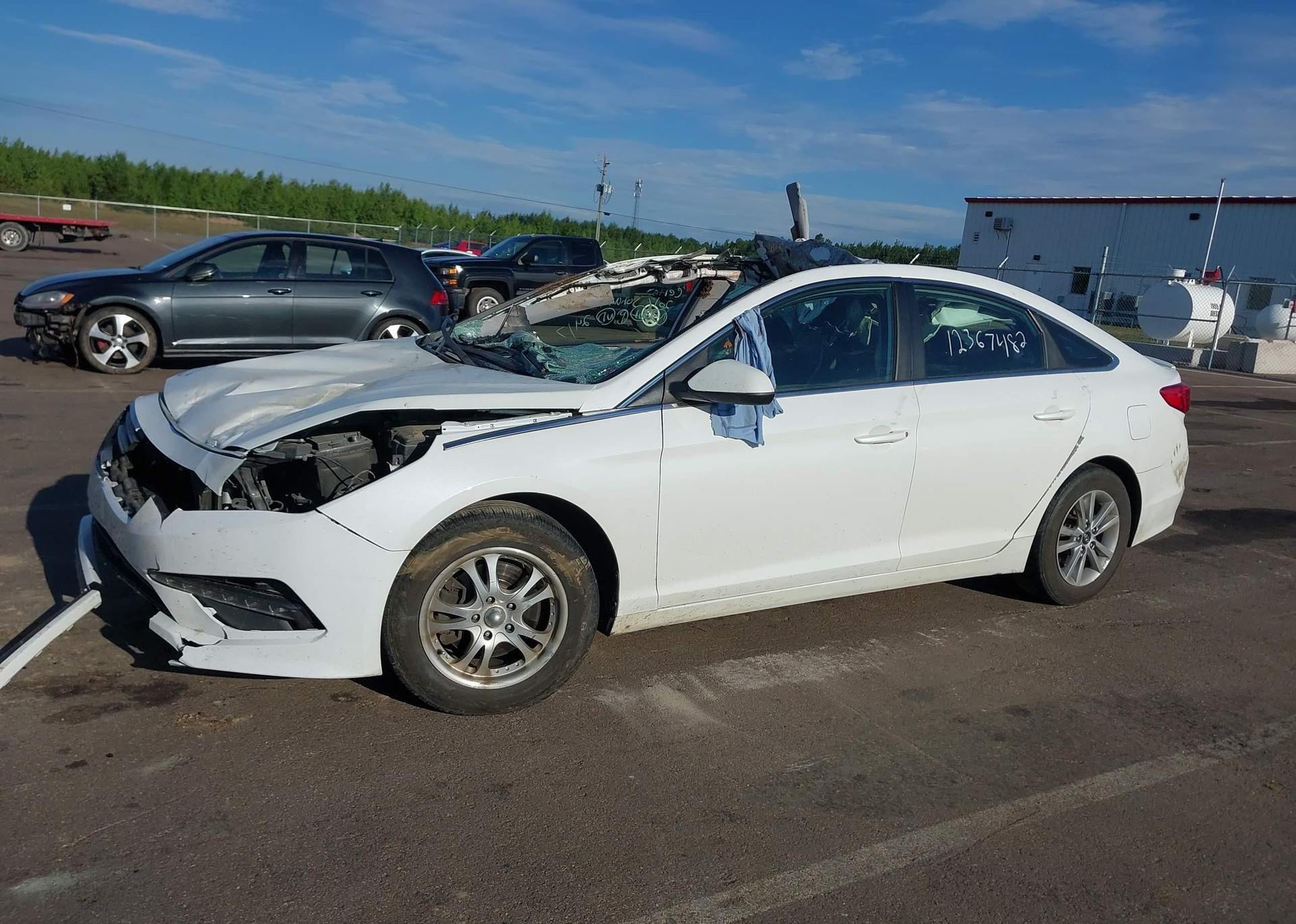 2017 HYUNDAI SONATA SE