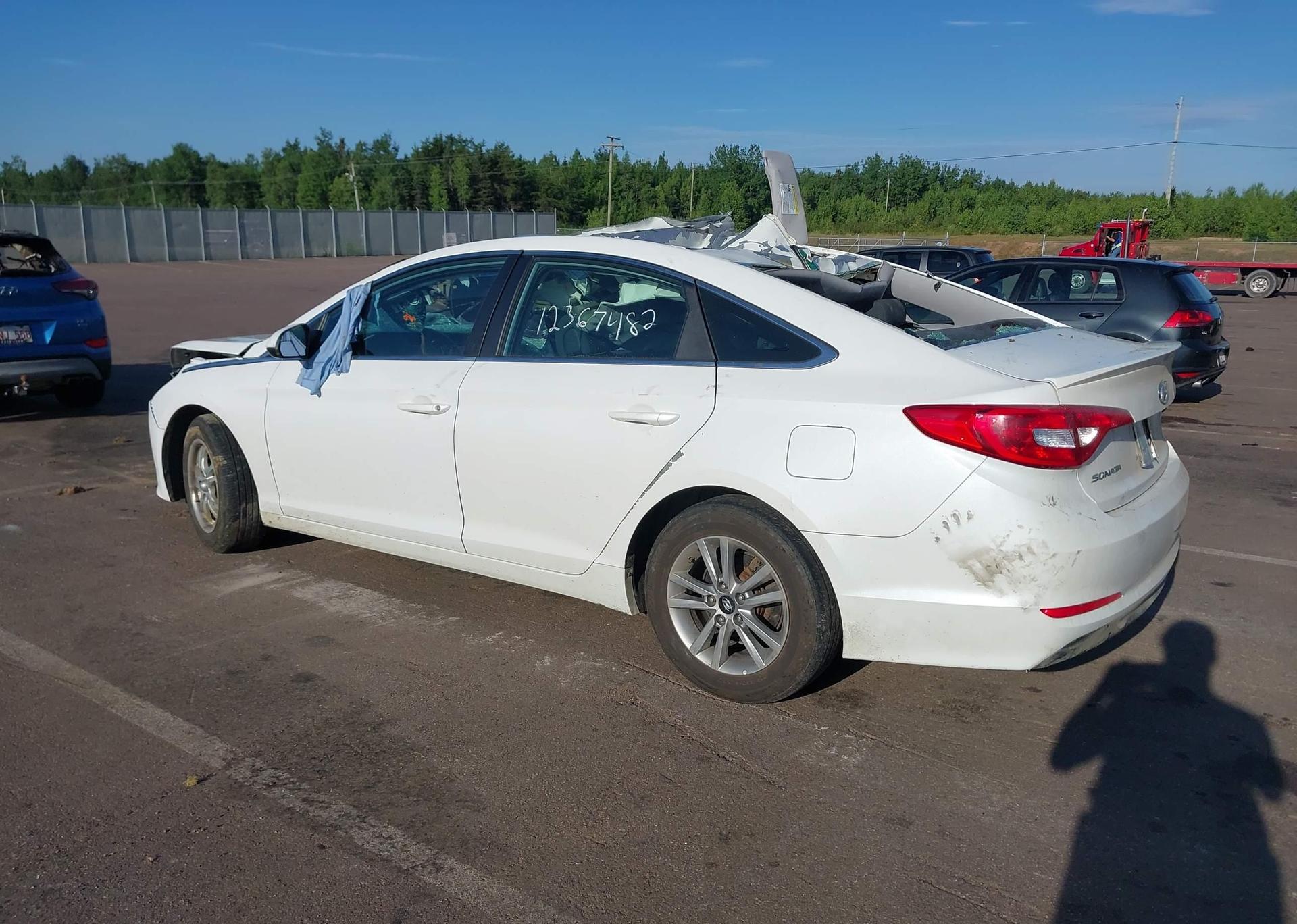 2017 HYUNDAI SONATA SE