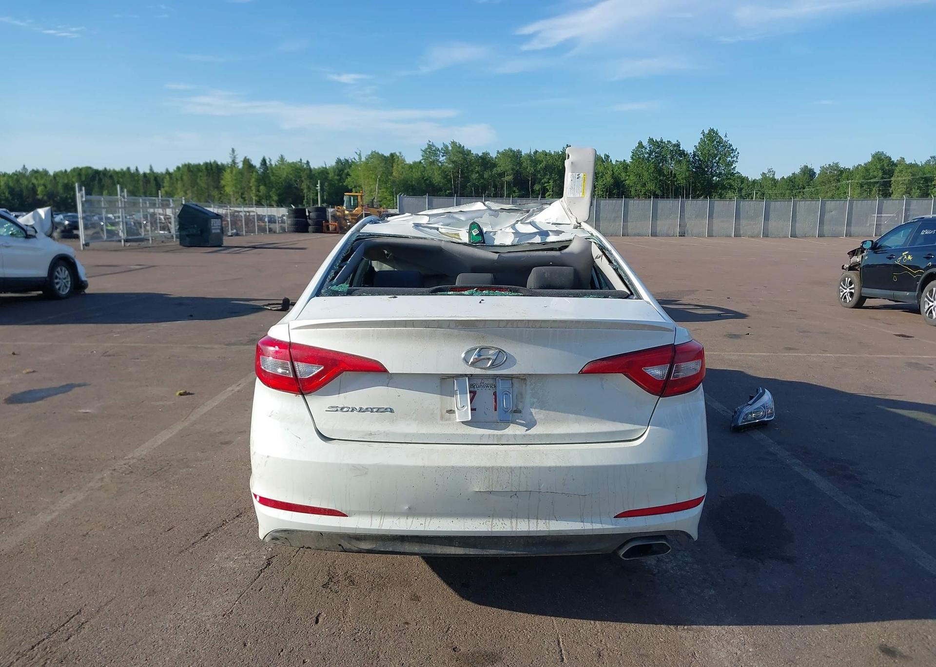 2017 HYUNDAI SONATA SE