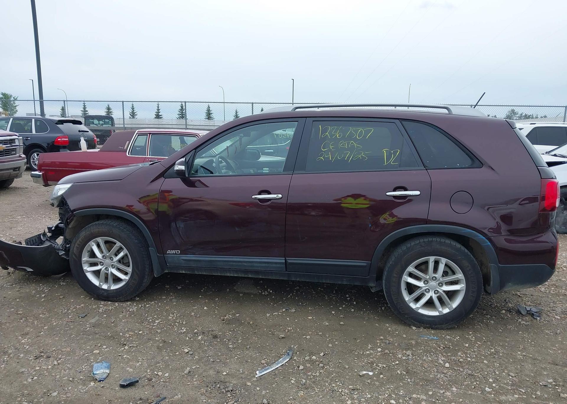 2015 KIA SORENTO LX