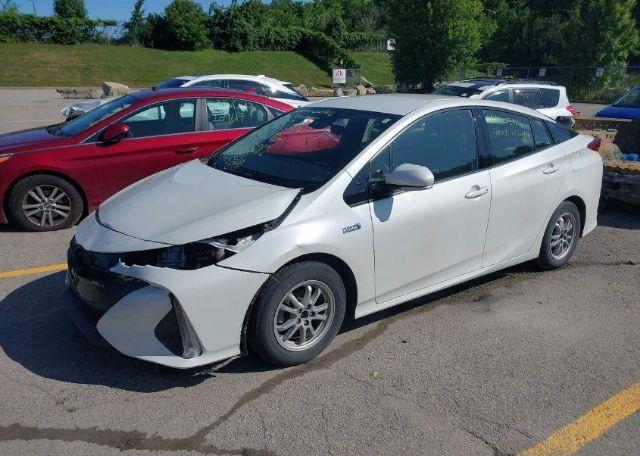 2018 TOYOTA PRIUS PRIME UPGRADE