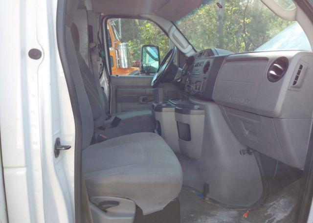 2014 FORD ECONOLINE E450 SUPER DUTY CUTWY VAN