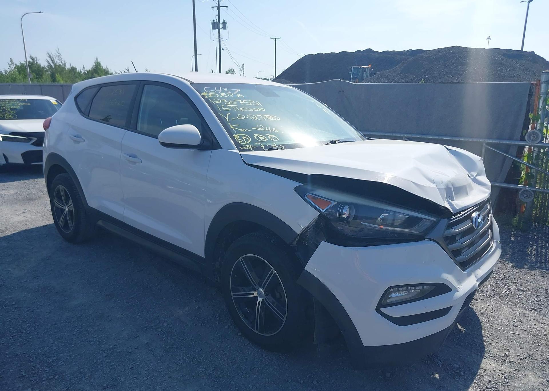 2016 HYUNDAI TUCSON
