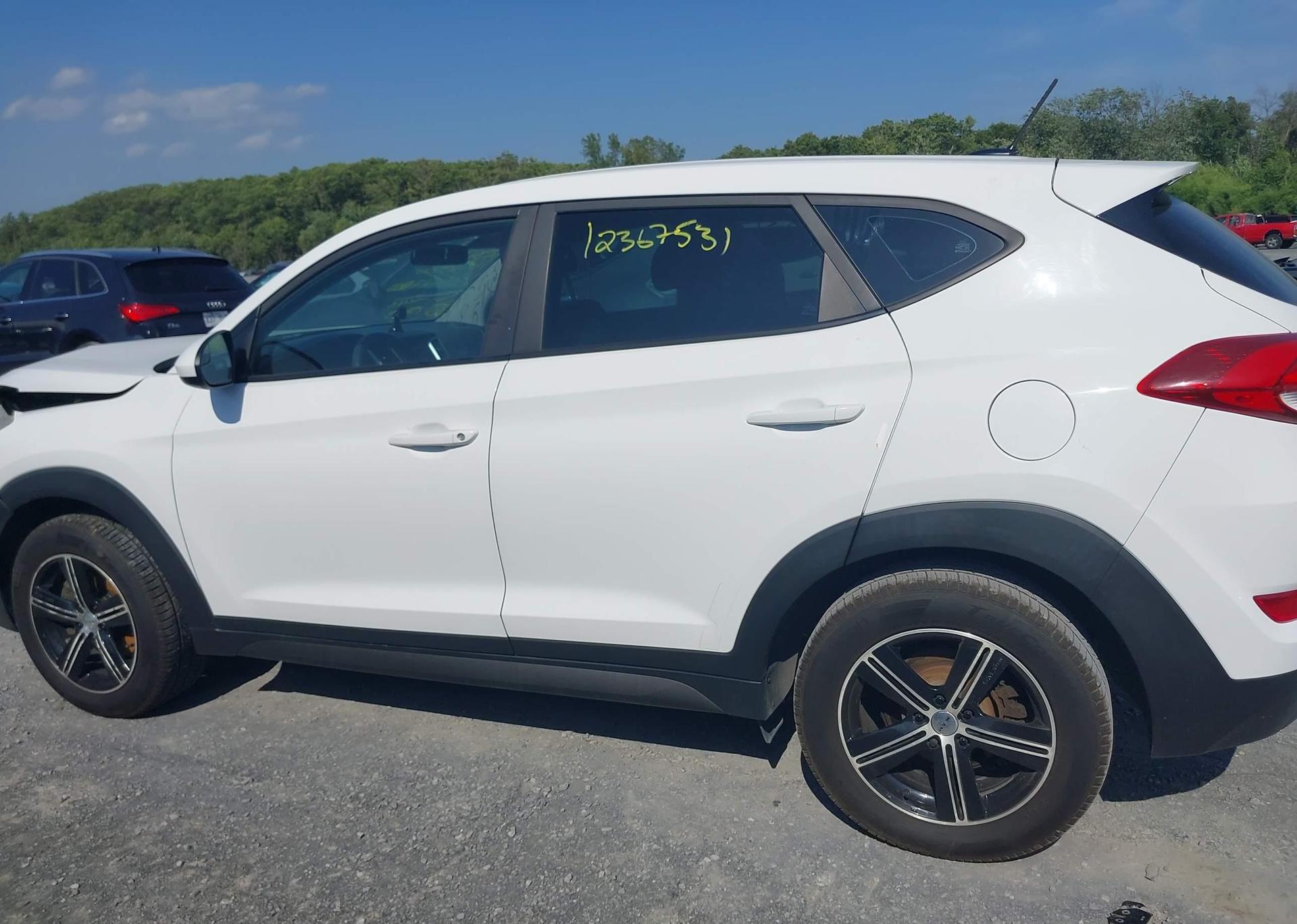 2016 HYUNDAI TUCSON