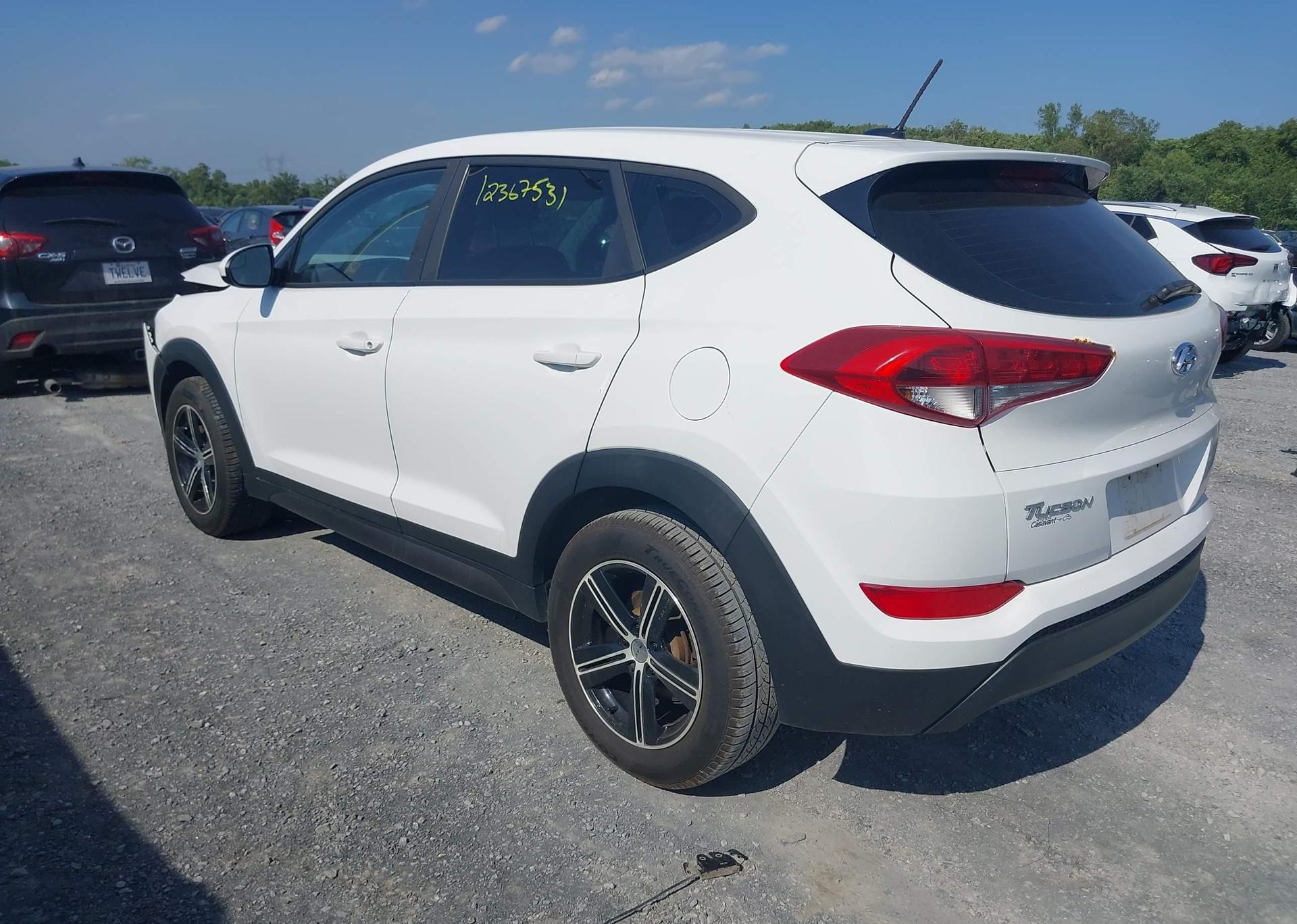 2016 HYUNDAI TUCSON