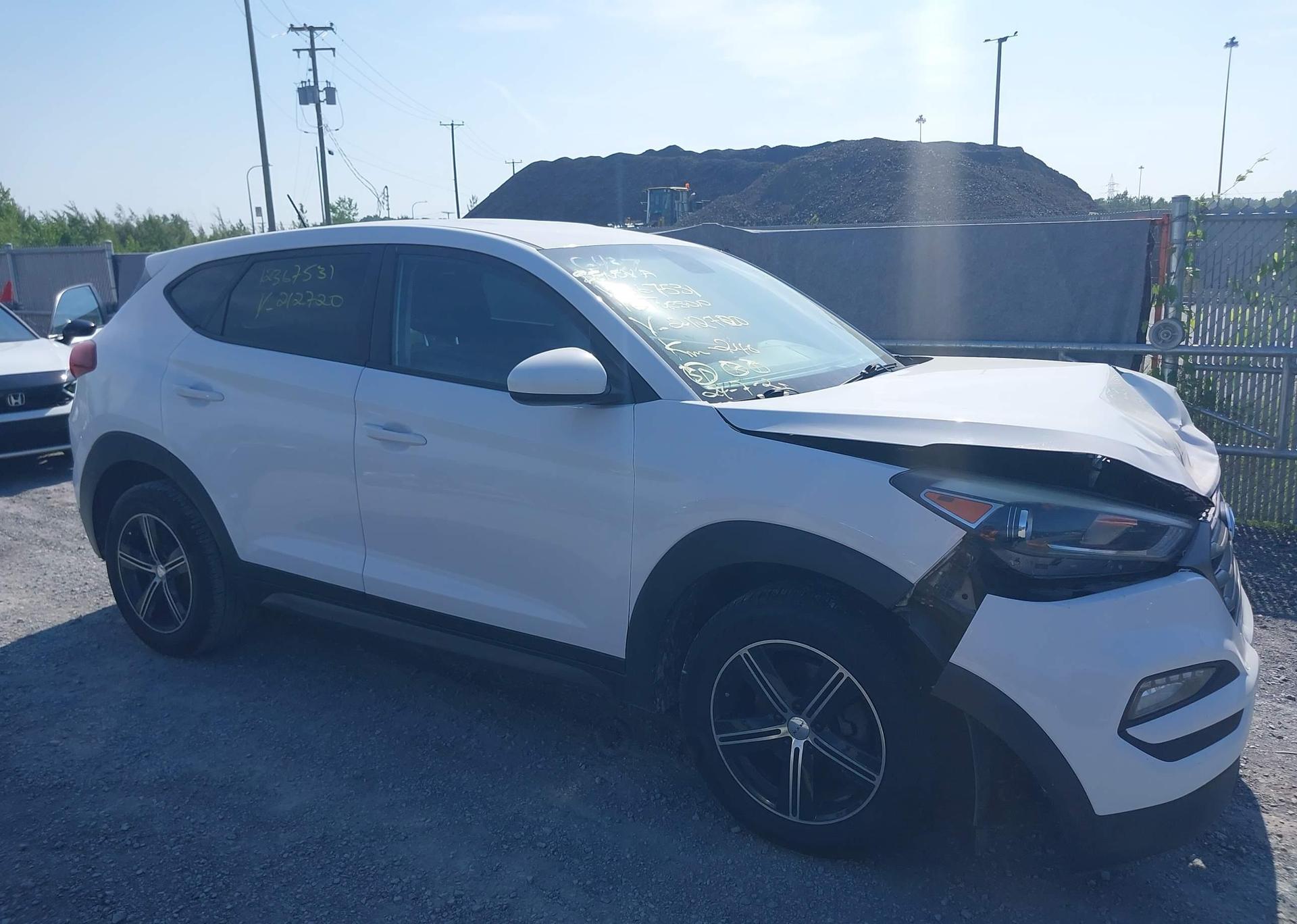 2016 HYUNDAI TUCSON