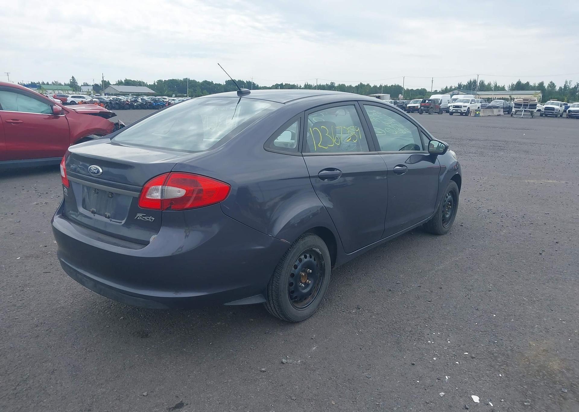 2013 FORD FIESTA S