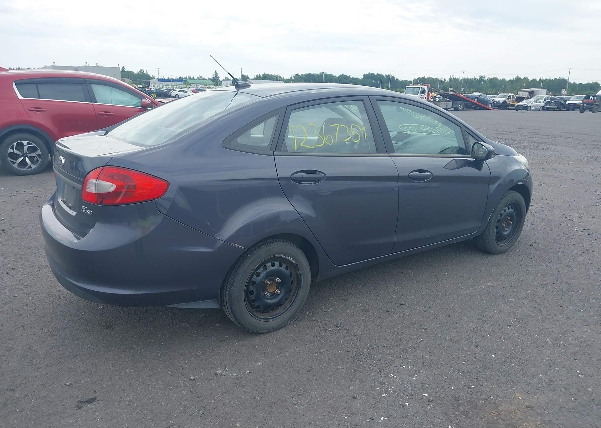 2013 FORD FIESTA S