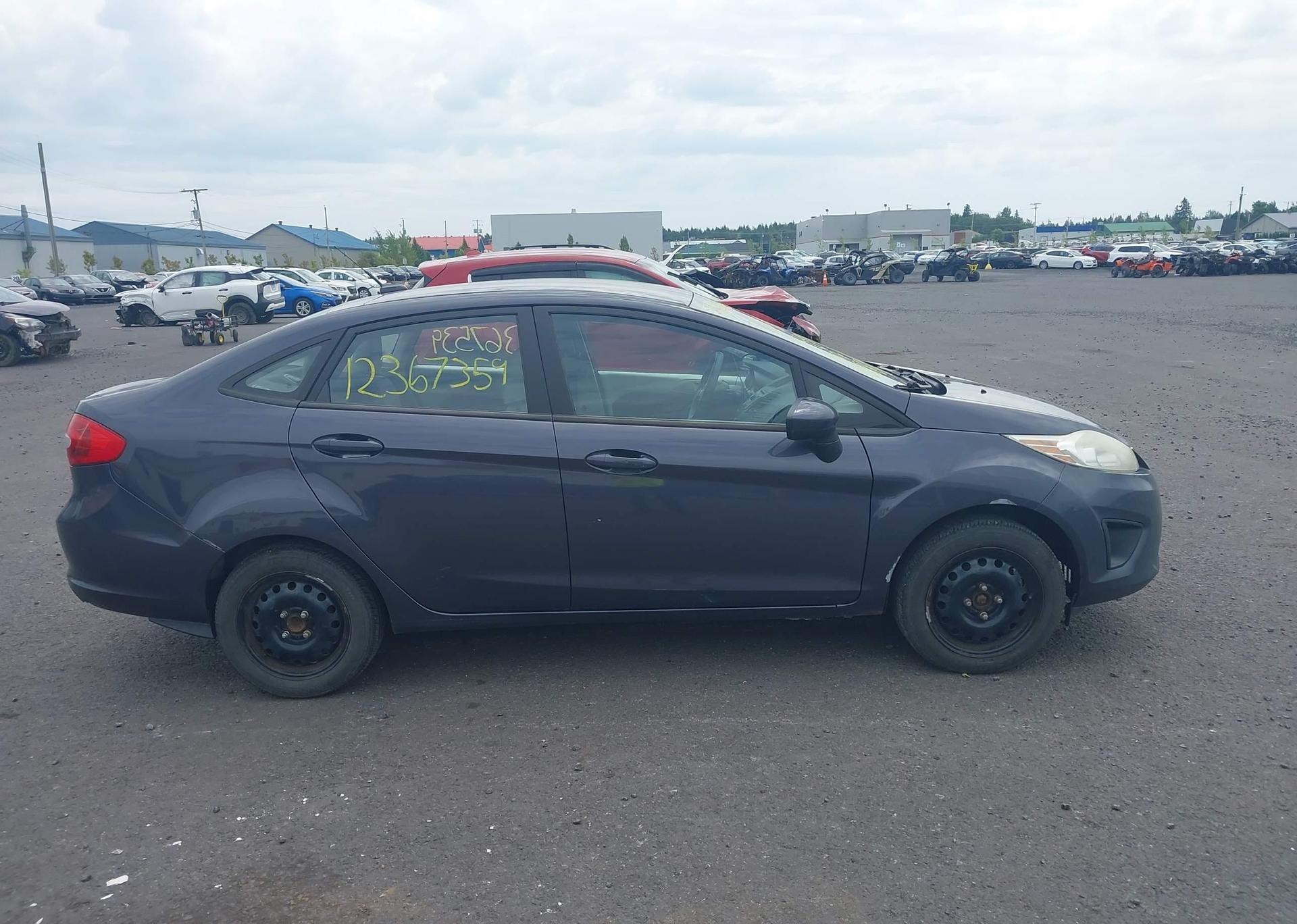 2013 FORD FIESTA S