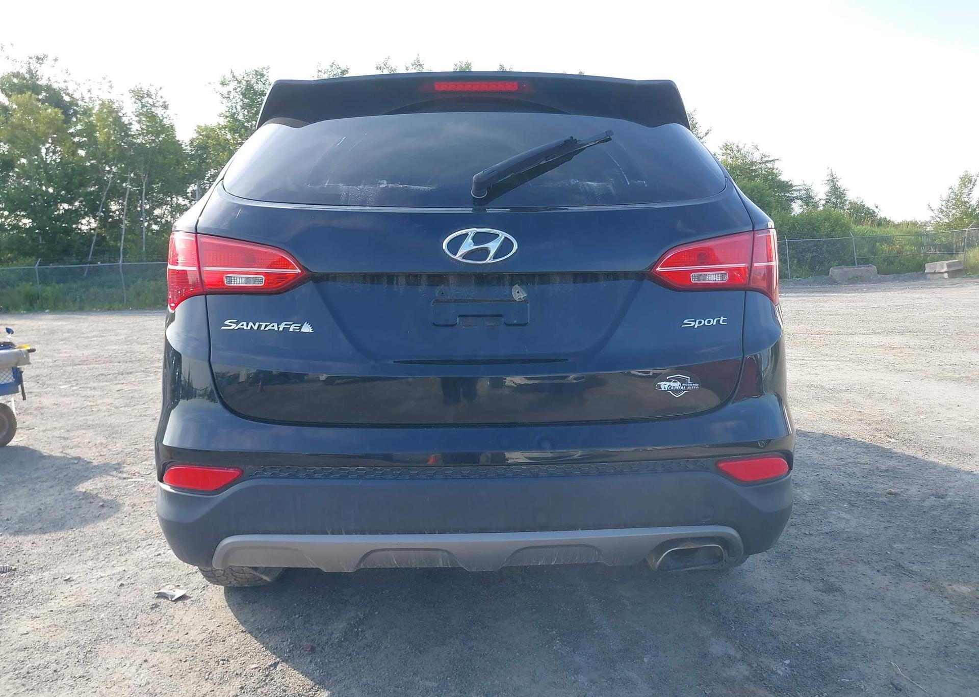 2015 HYUNDAI SANTA FE SPORT 2.4 BASE