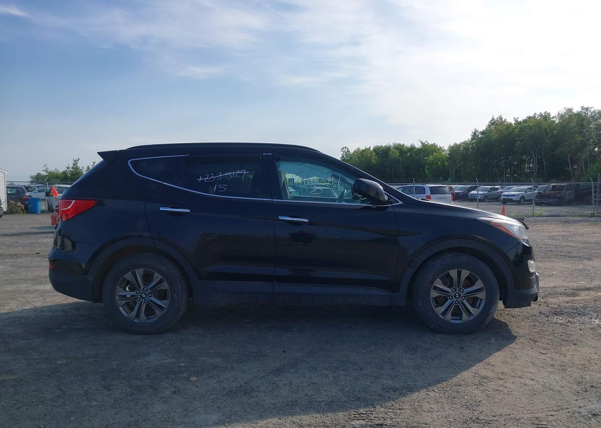 2015 HYUNDAI SANTA FE SPORT 2.4 BASE