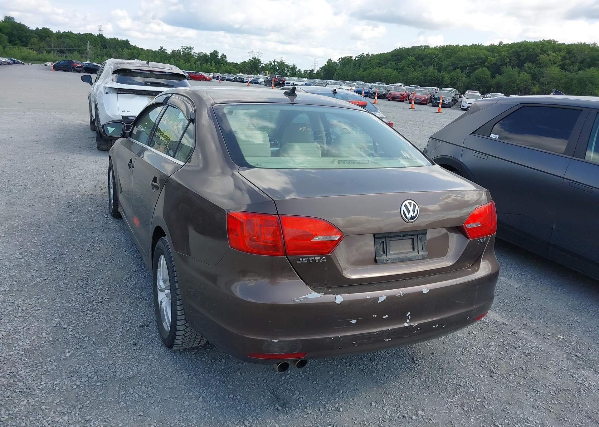 2011 VOLKSWAGEN JETTA TDI