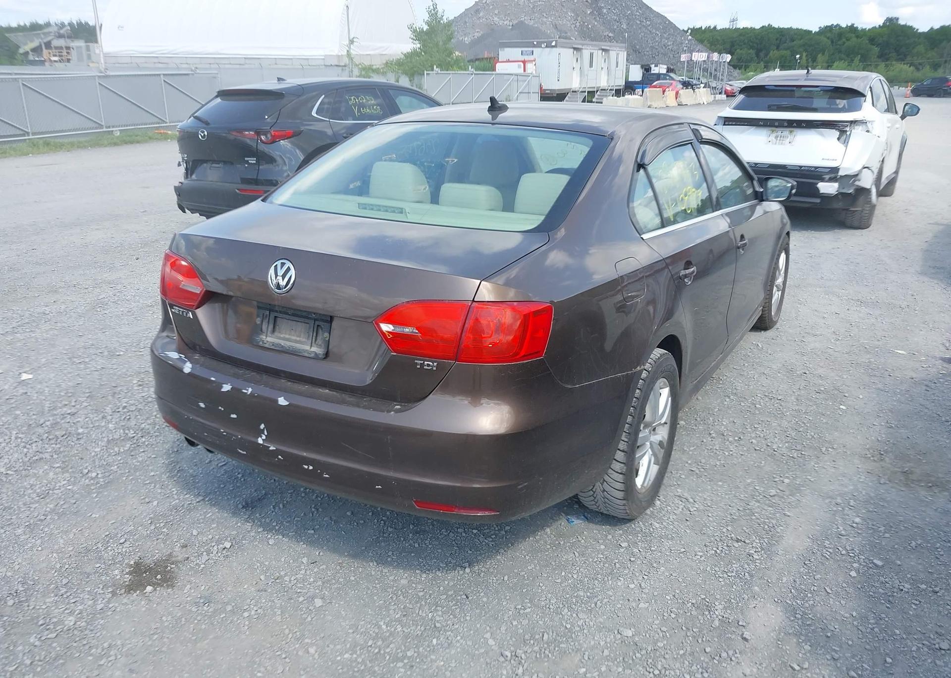 2011 VOLKSWAGEN JETTA TDI