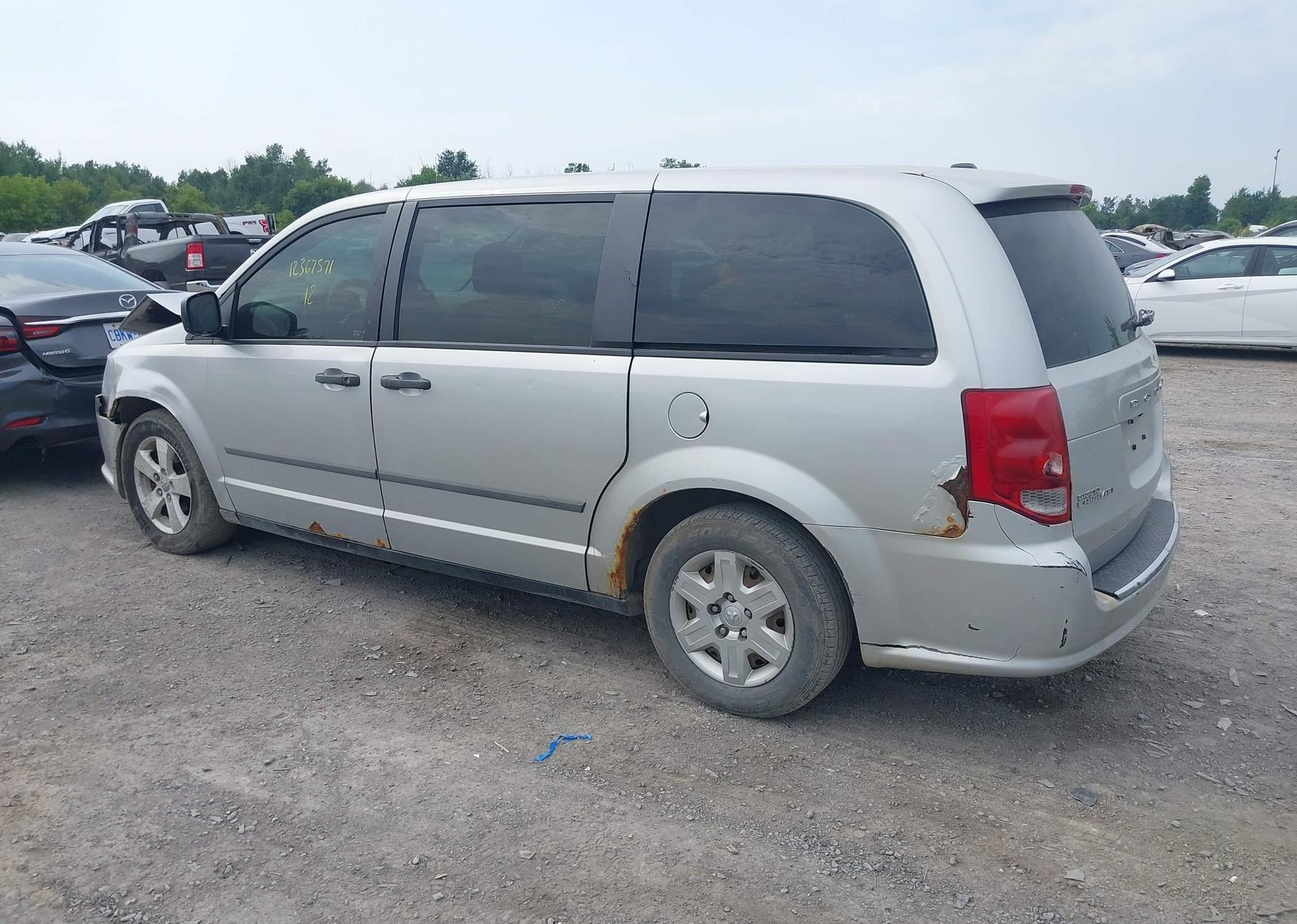 2012 DODGE GRAND CARAVAN SE