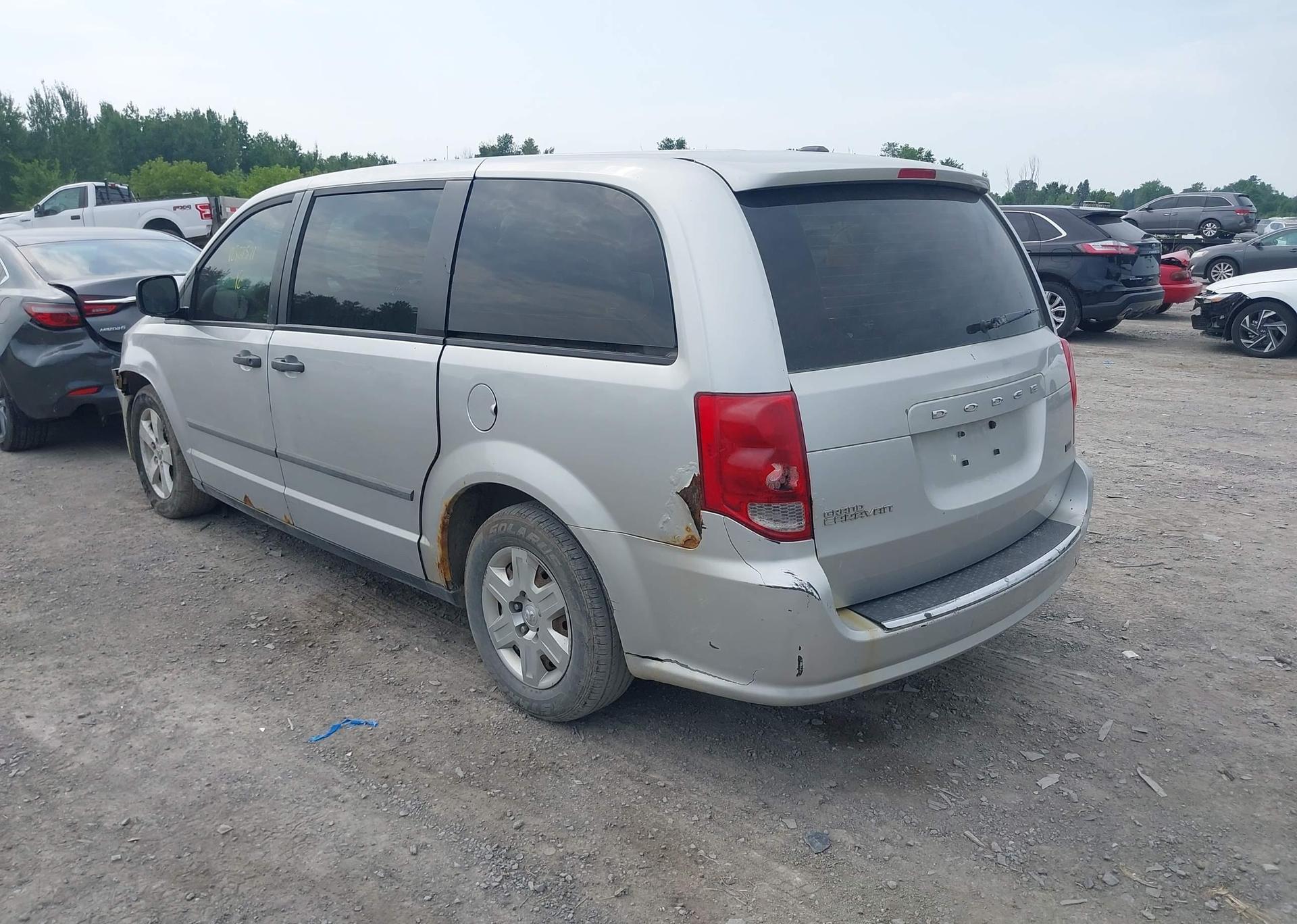 2012 DODGE GRAND CARAVAN SE