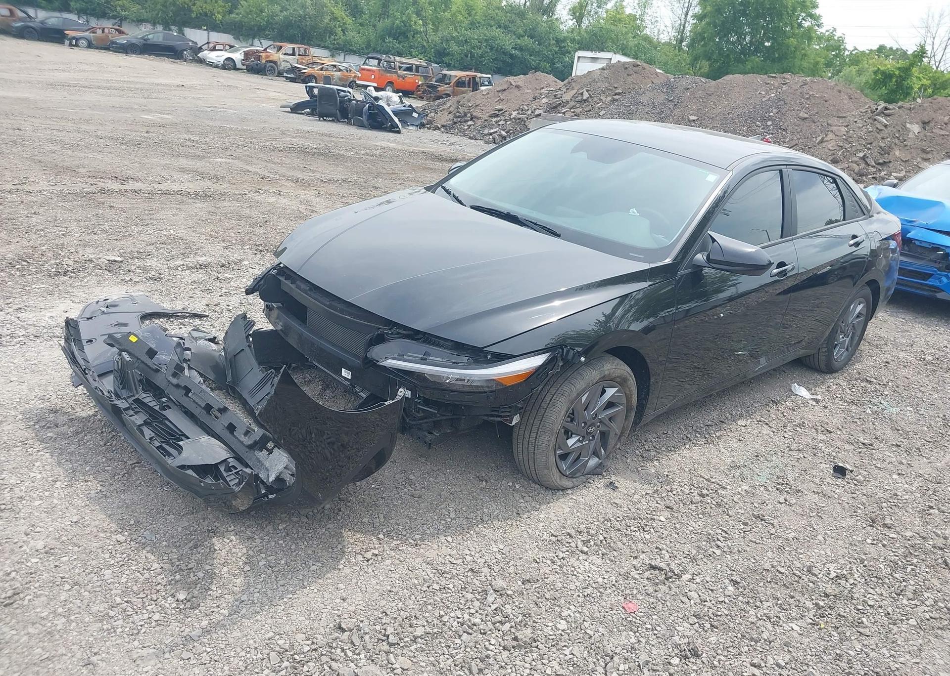 2024 HYUNDAI ELANTRA PREFERRED