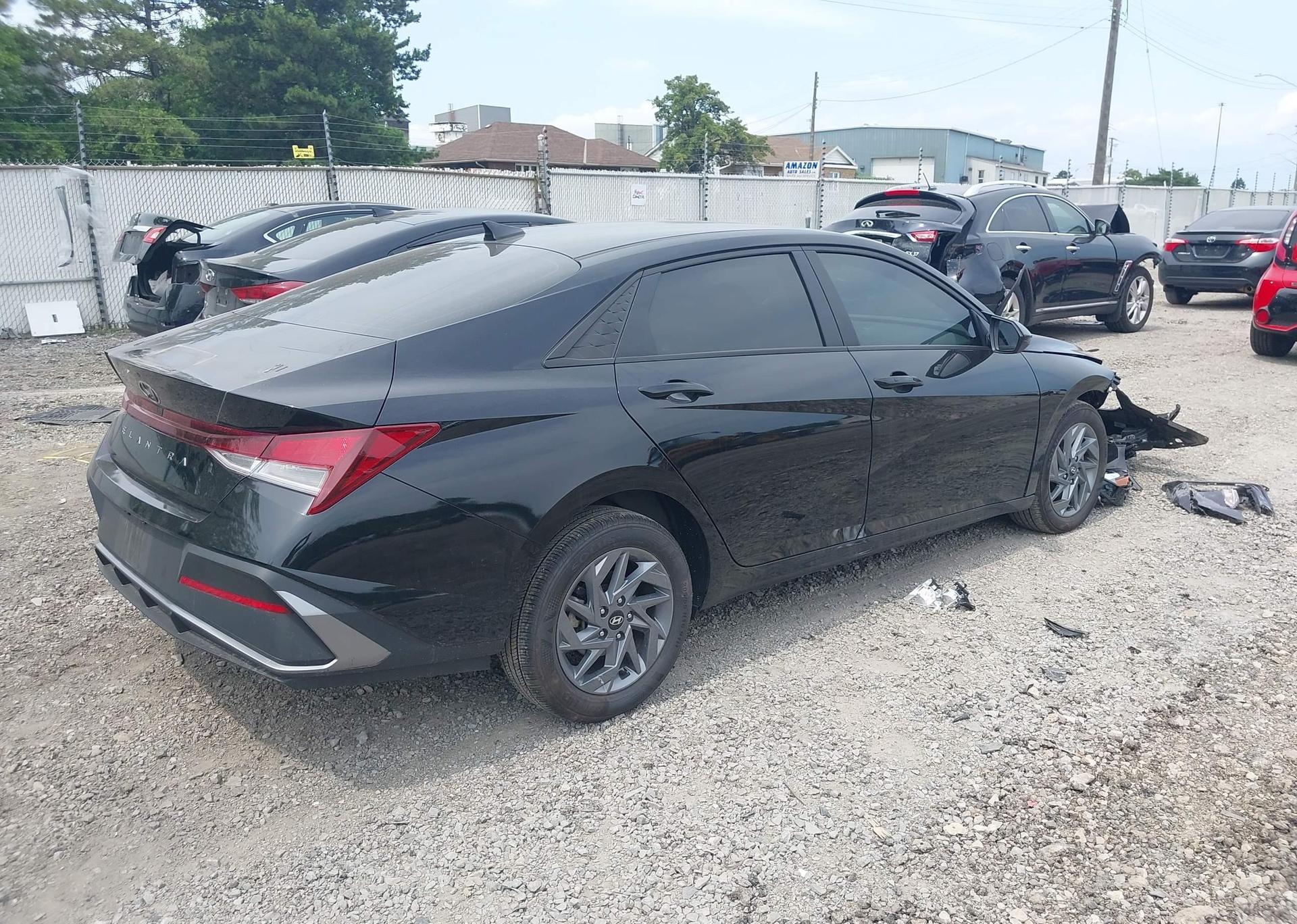 2024 HYUNDAI ELANTRA PREFERRED
