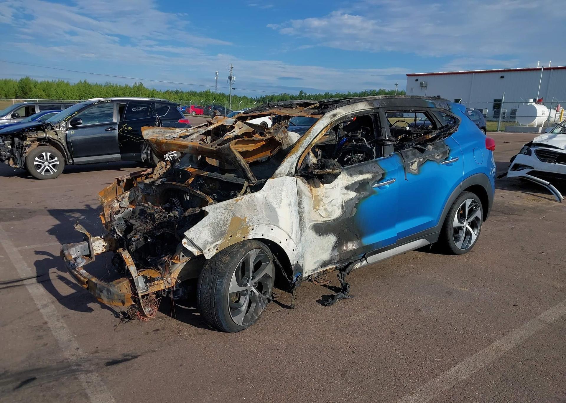 2017 HYUNDAI TUCSON SE