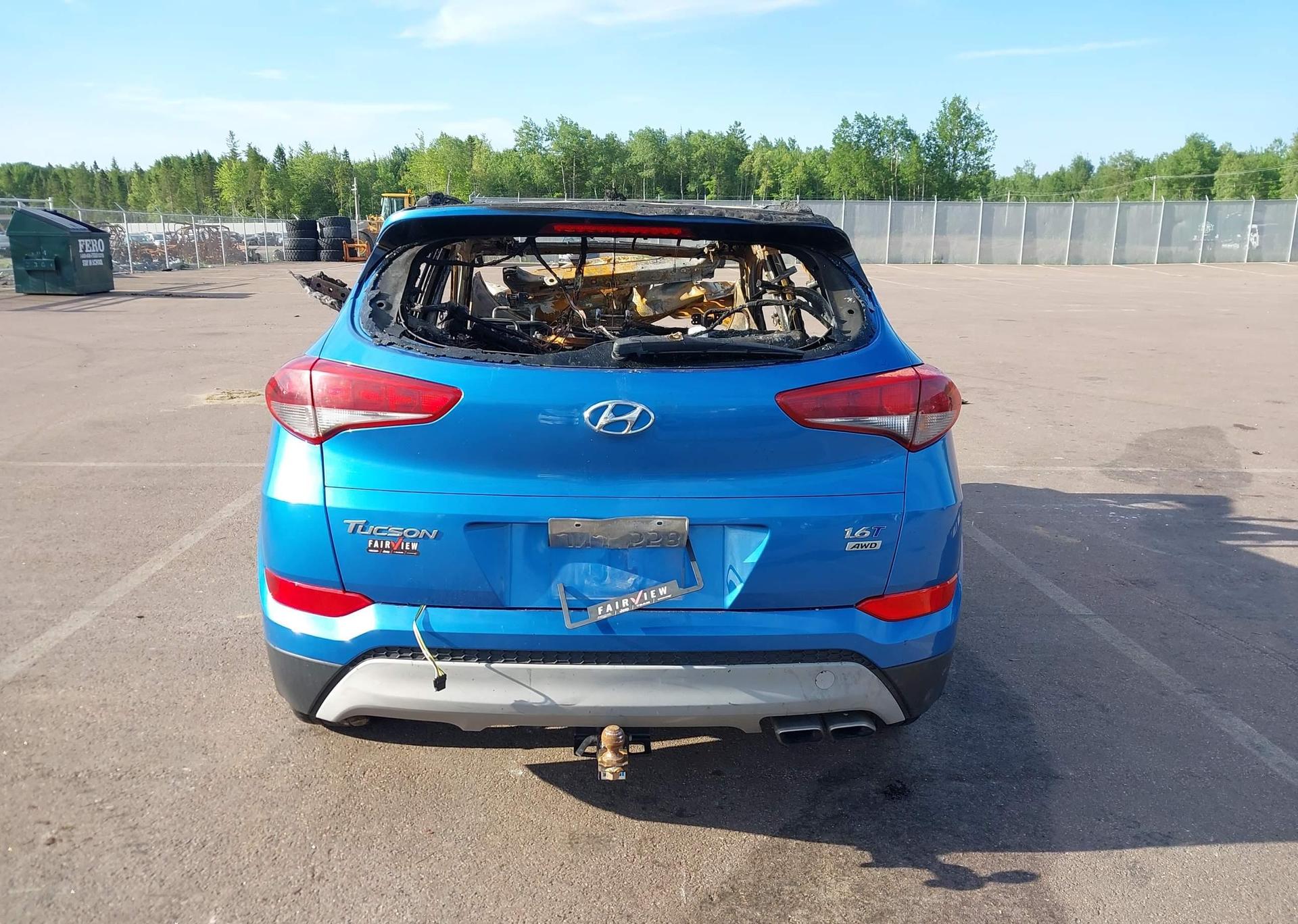 2017 HYUNDAI TUCSON SE