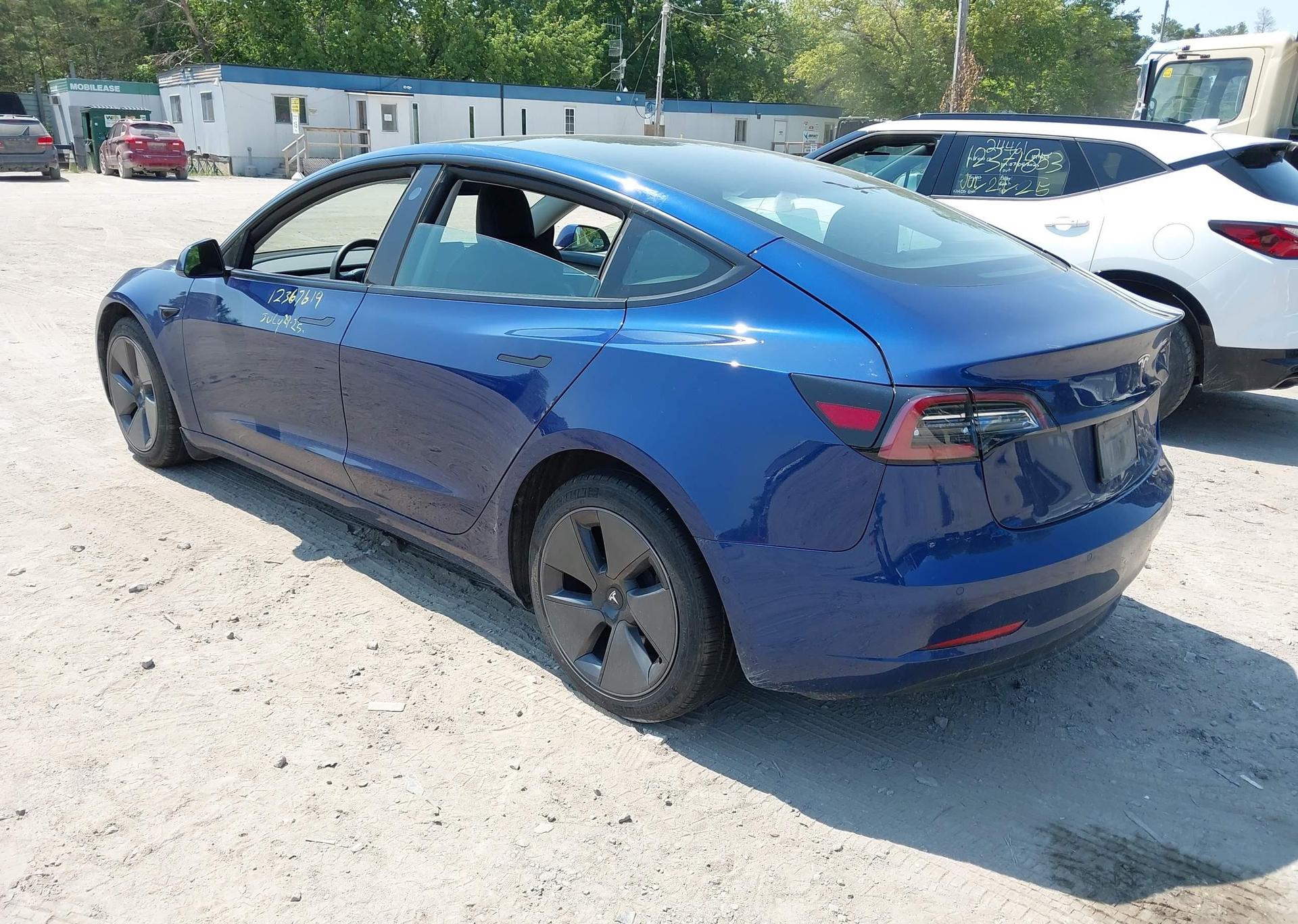 2021 TESLA MODEL 3