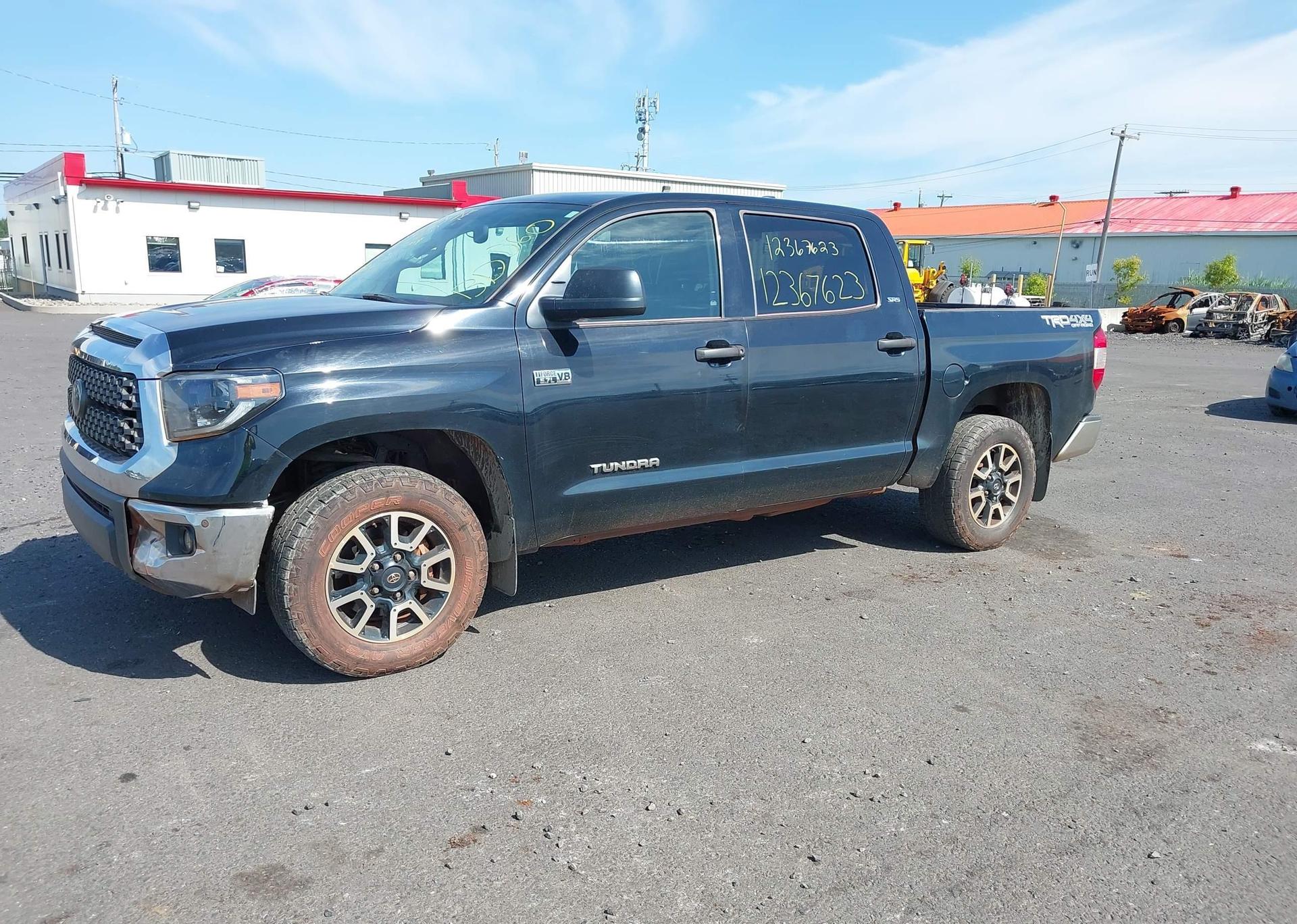 2021 TOYOTA TUNDRA CREWMAX SR5