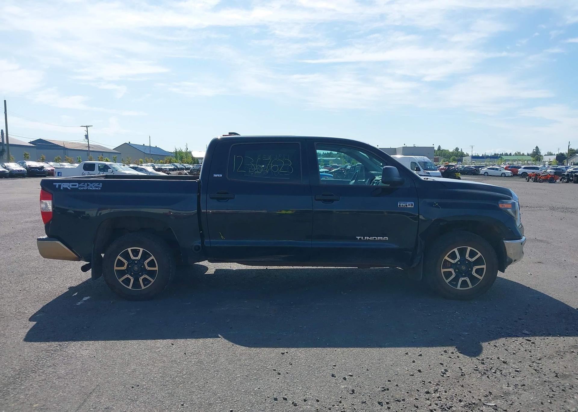 2021 TOYOTA TUNDRA CREWMAX SR5