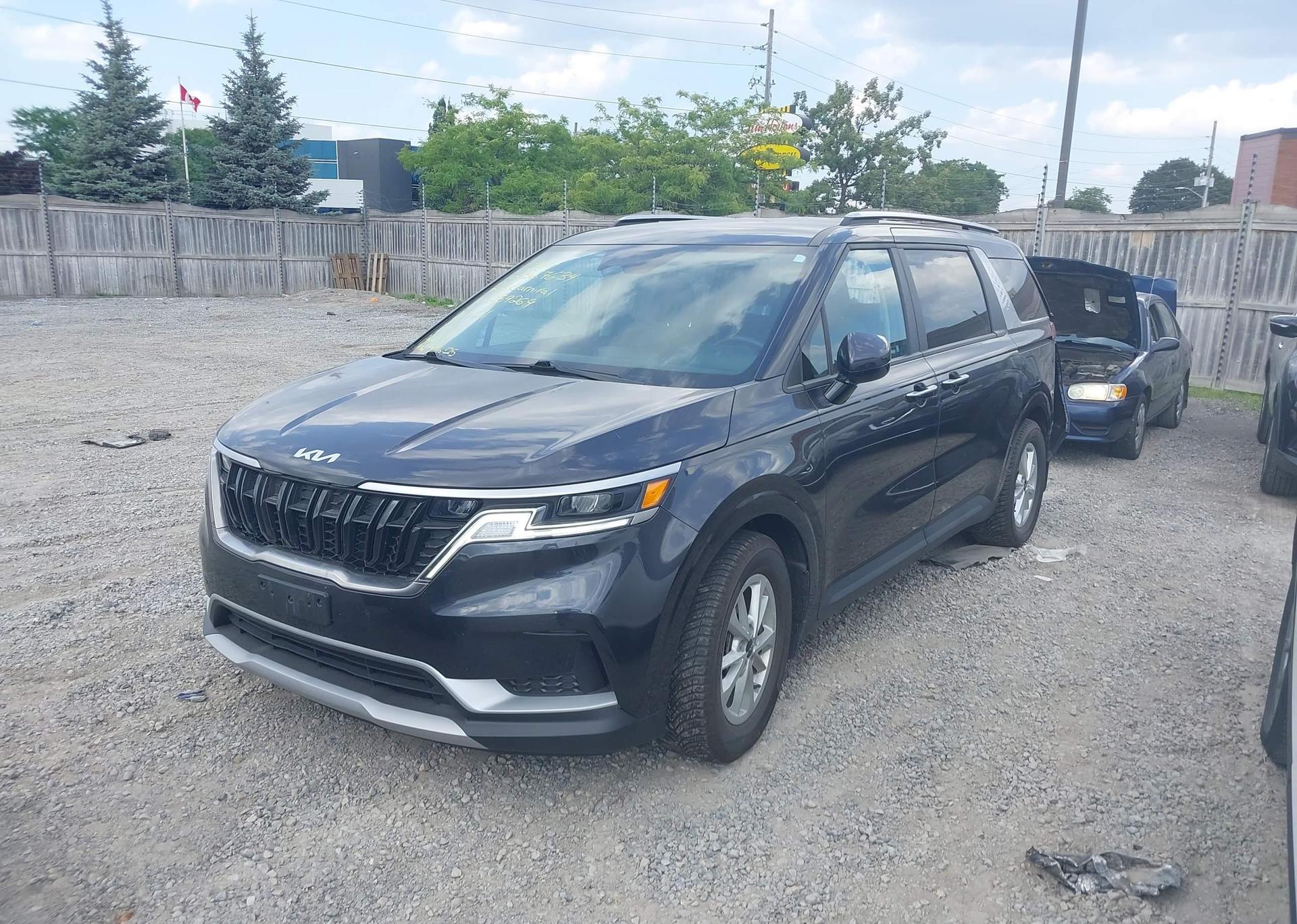 2023 KIA Carnival