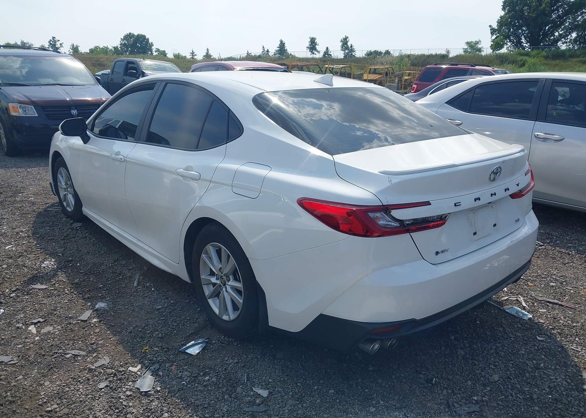 2025 TOYOTA CAMRY XSE
