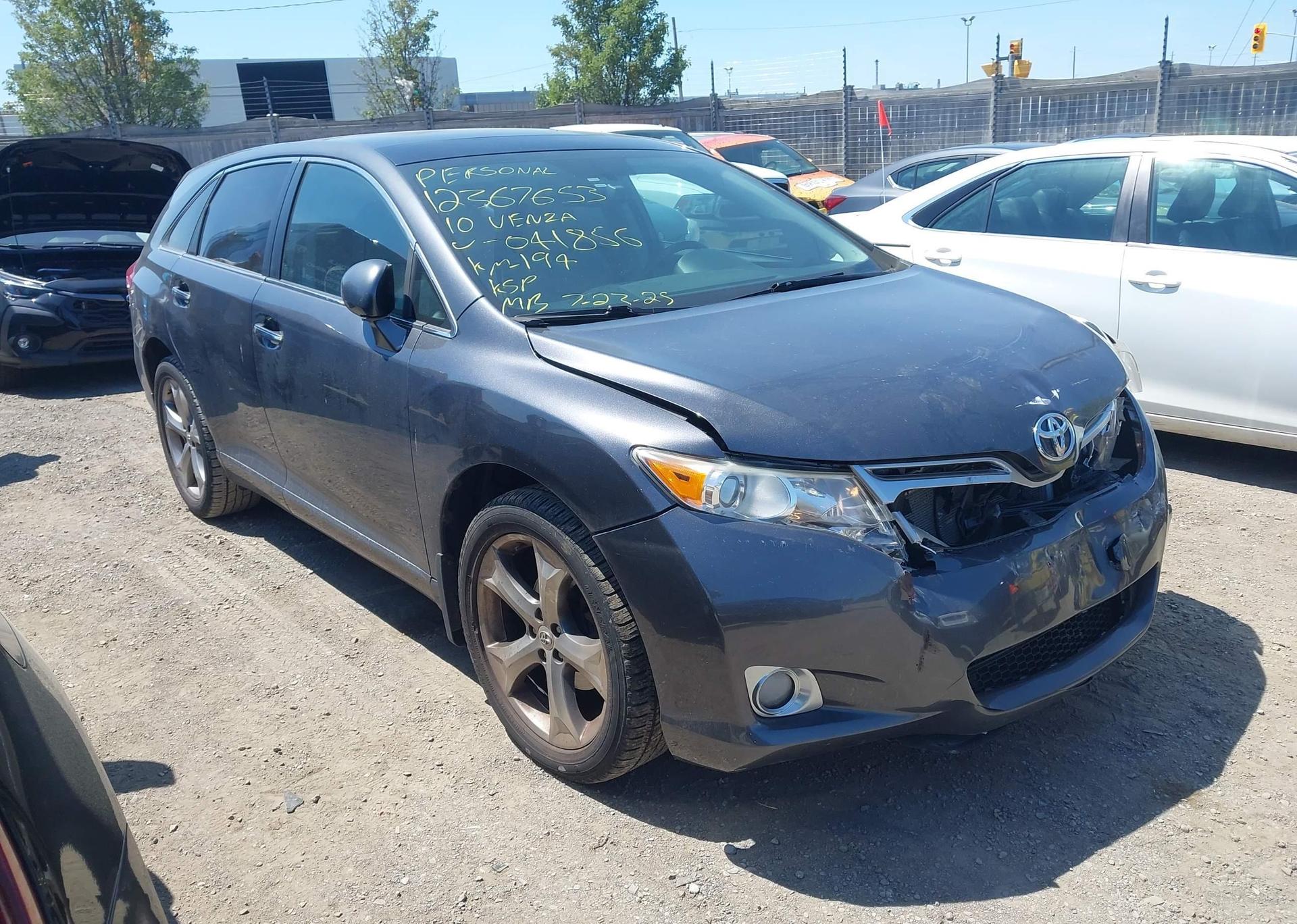2010 TOYOTA VENZA
