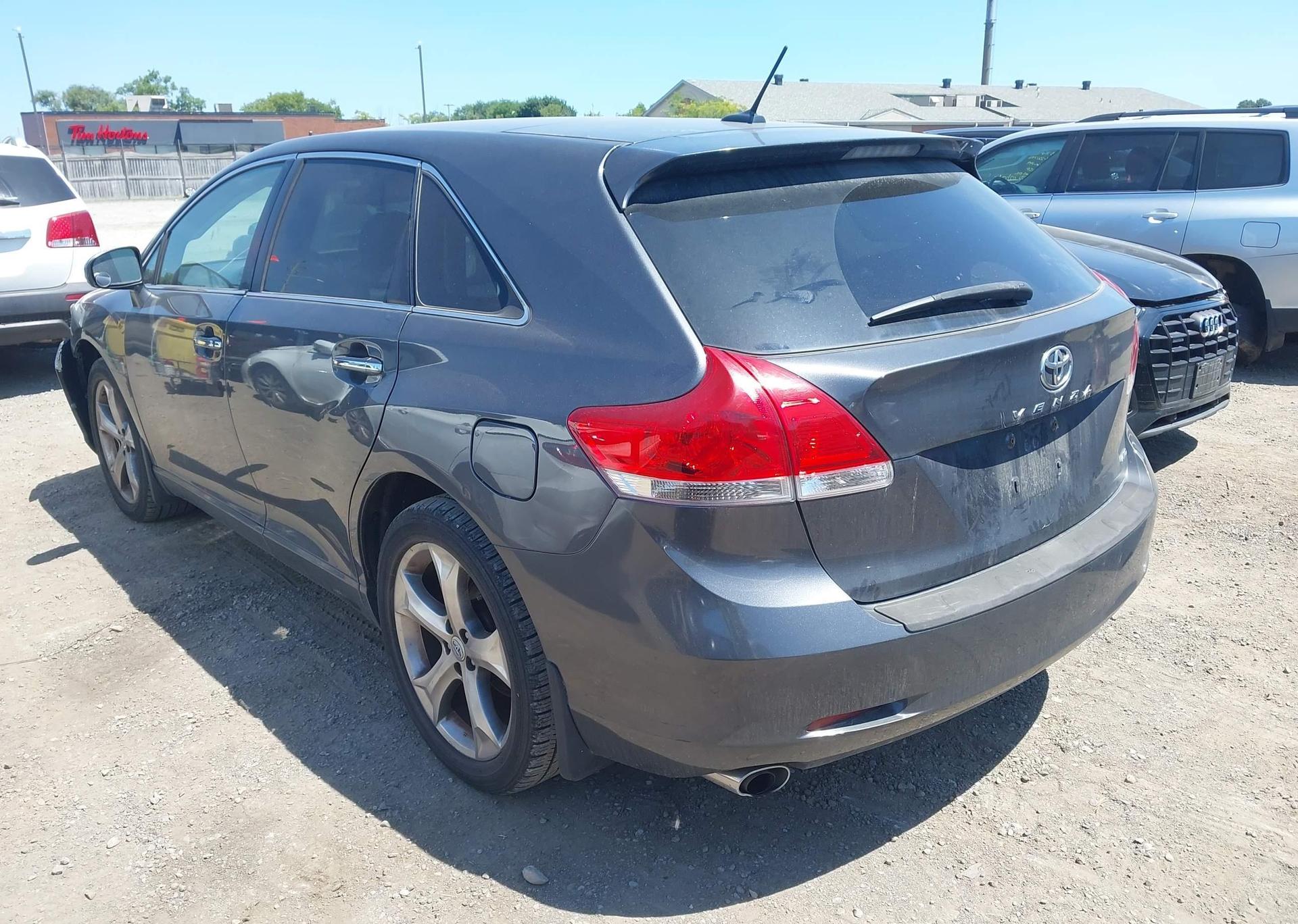 2010 TOYOTA VENZA