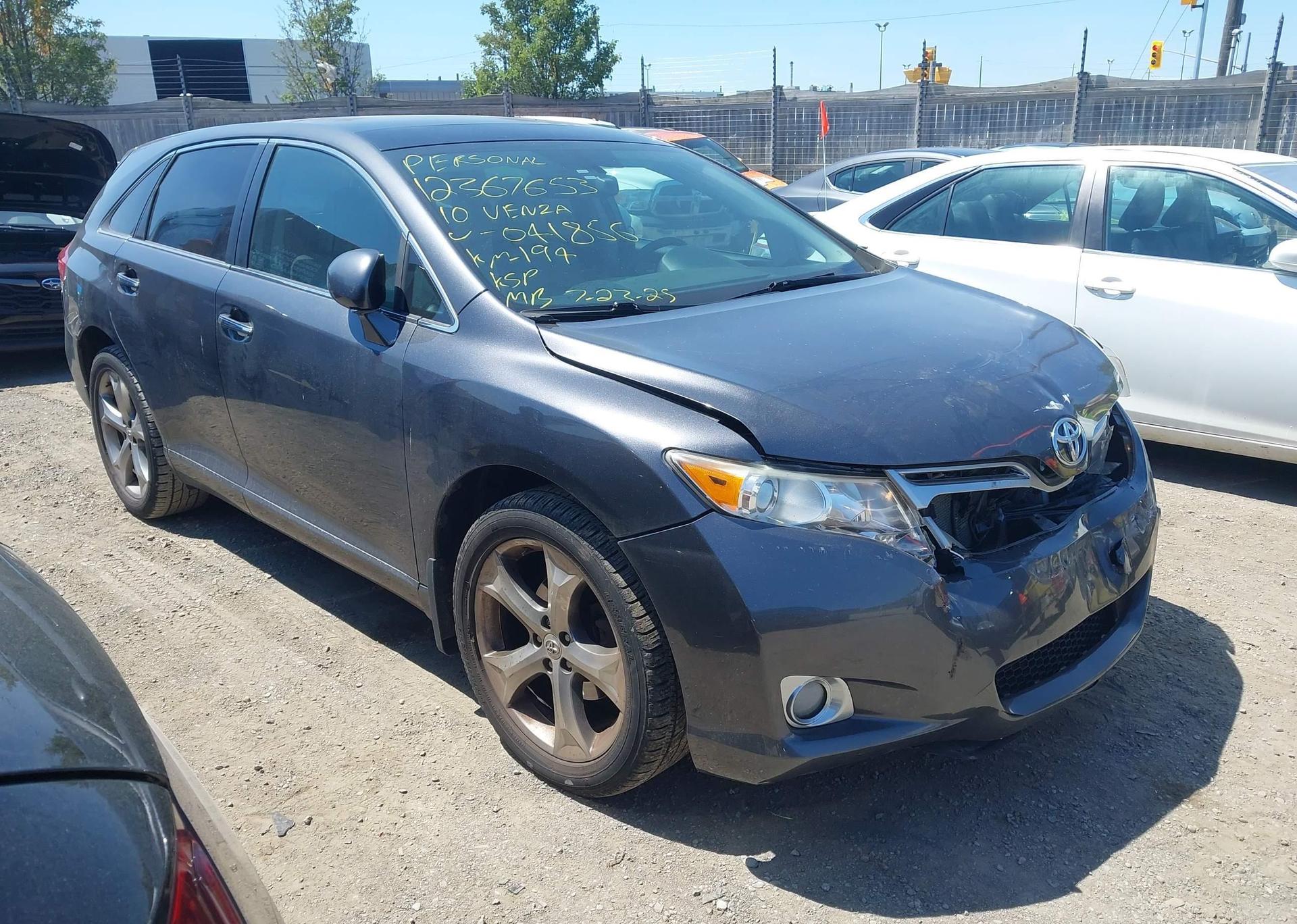 2010 TOYOTA VENZA
