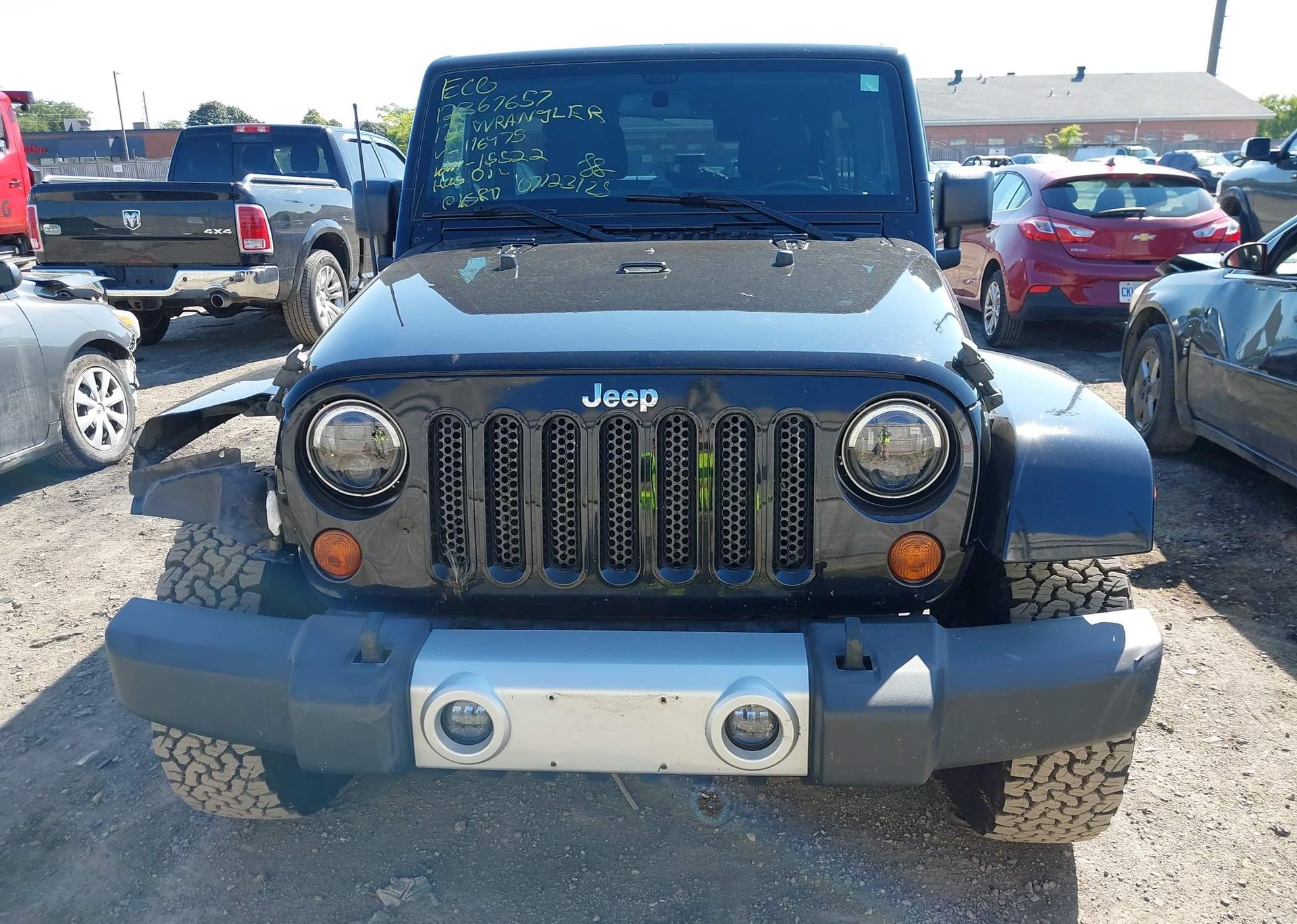 2012 JEEP WRANGLER UNLIMITED SAHARA