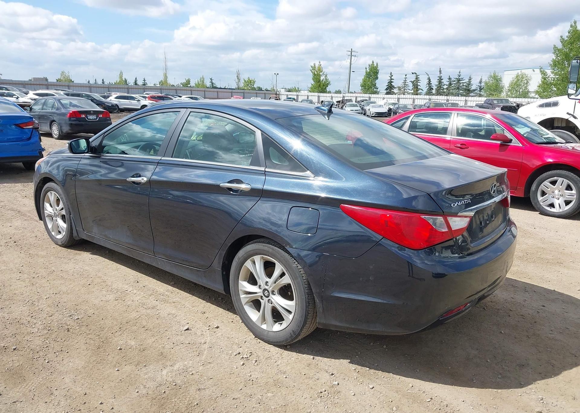 2011 HYUNDAI SONATA LIMITED