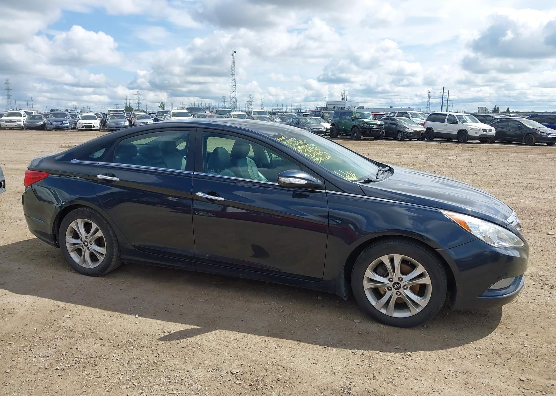 2011 HYUNDAI SONATA LIMITED