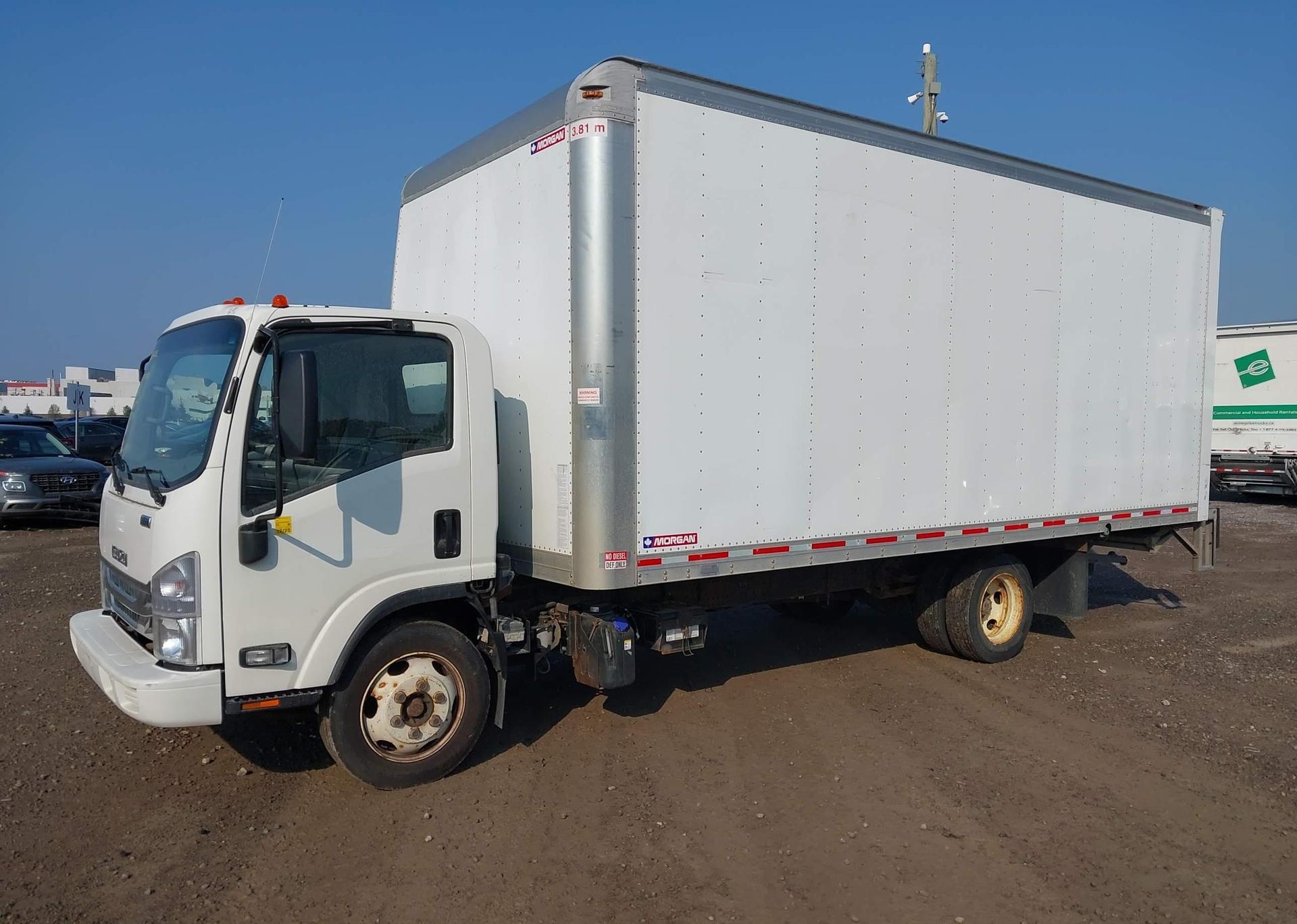 2018 ISUZU NRR