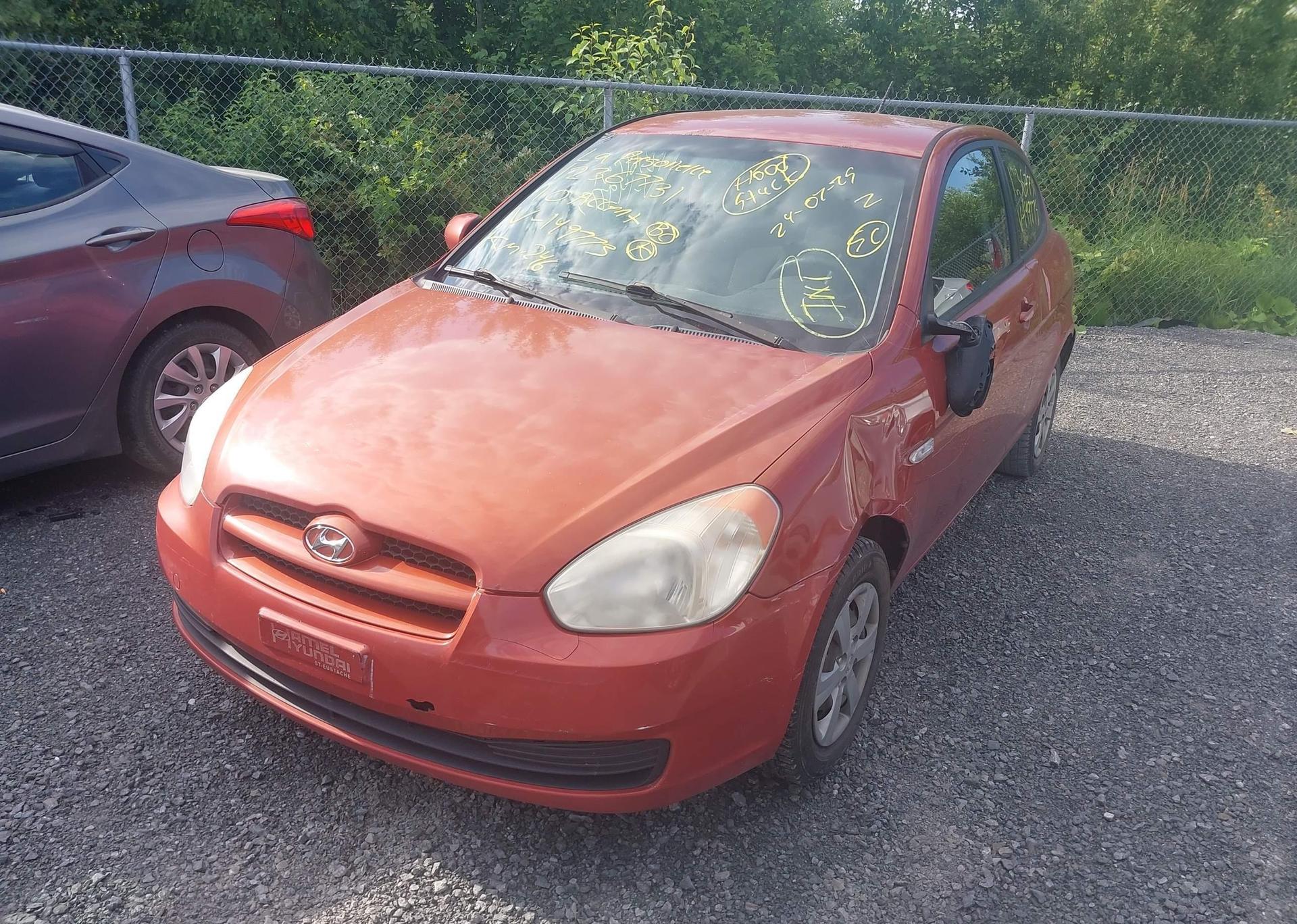 2010 HYUNDAI ACCENT SE