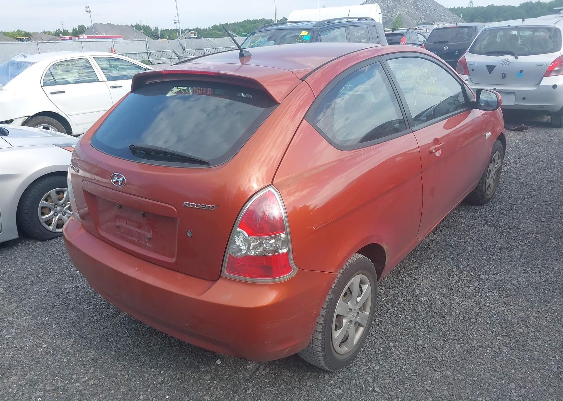 2010 HYUNDAI ACCENT SE