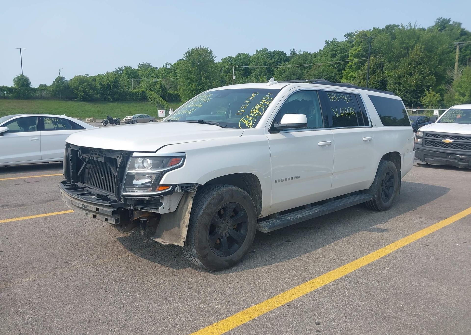 2016 CHEVROLET SUBURBAN LT