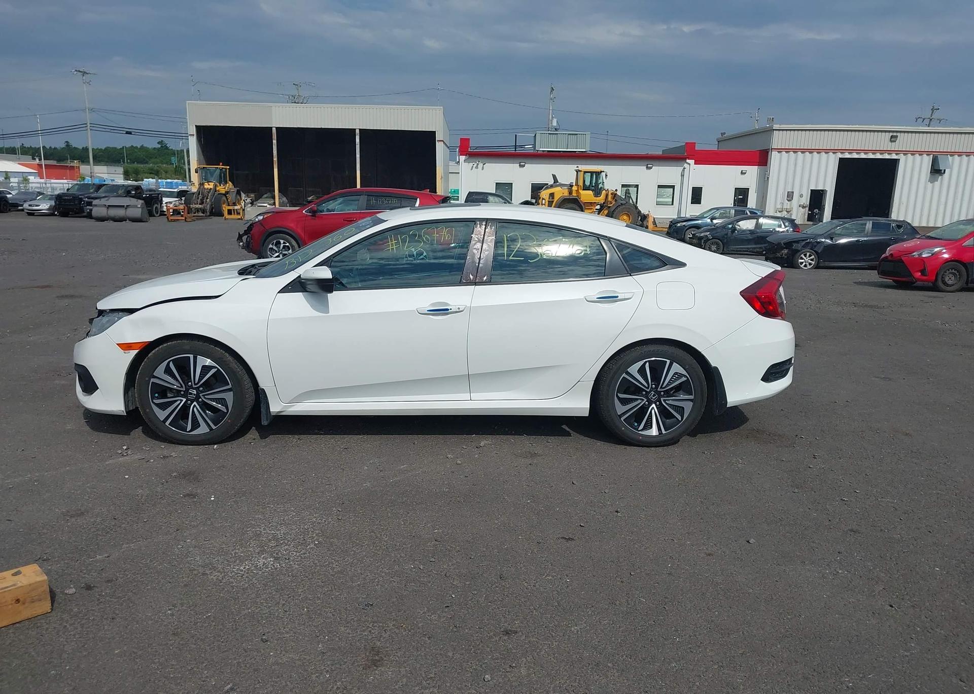 2018 HONDA CIVIC EX