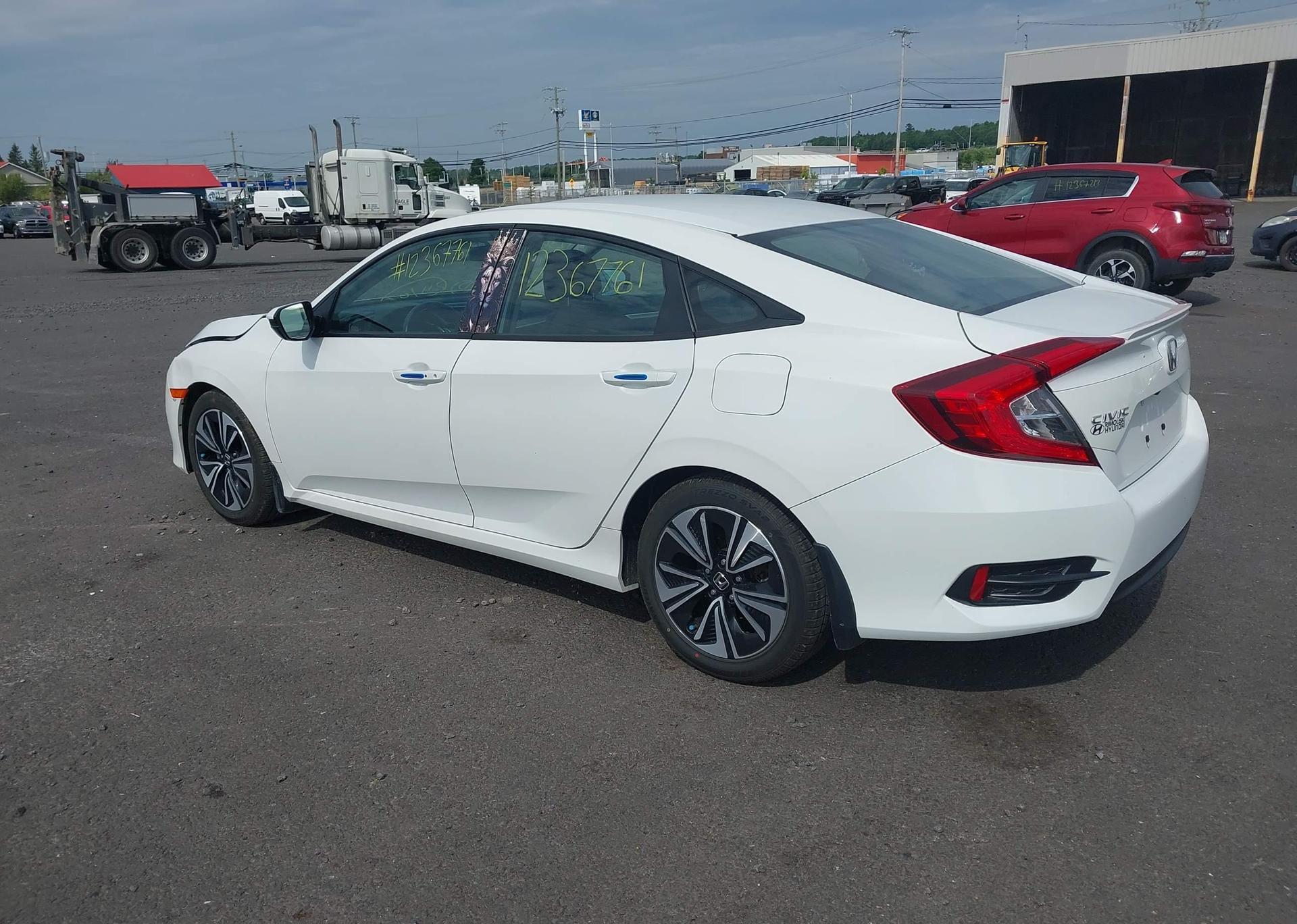 2018 HONDA CIVIC EX