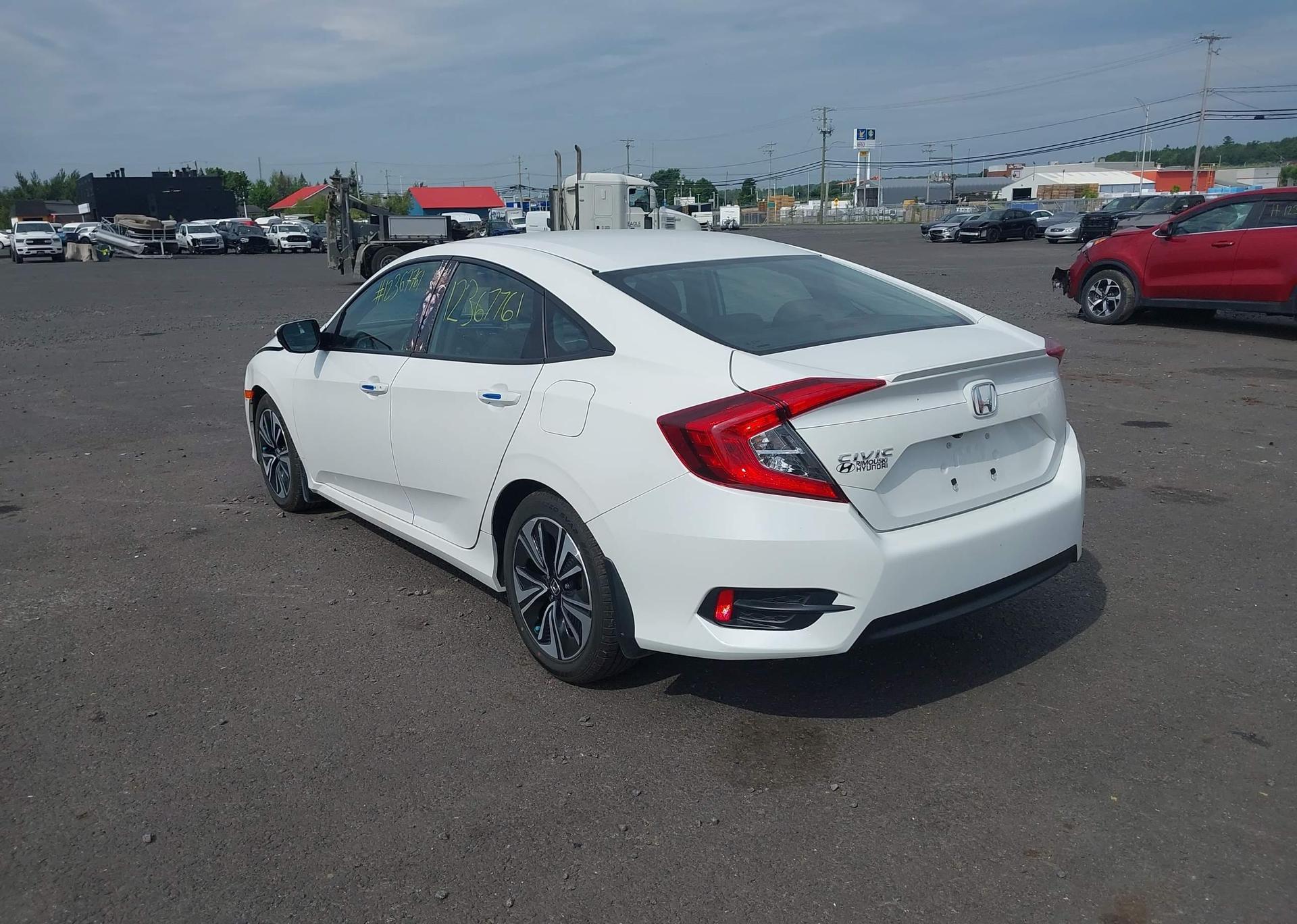2018 HONDA CIVIC EX