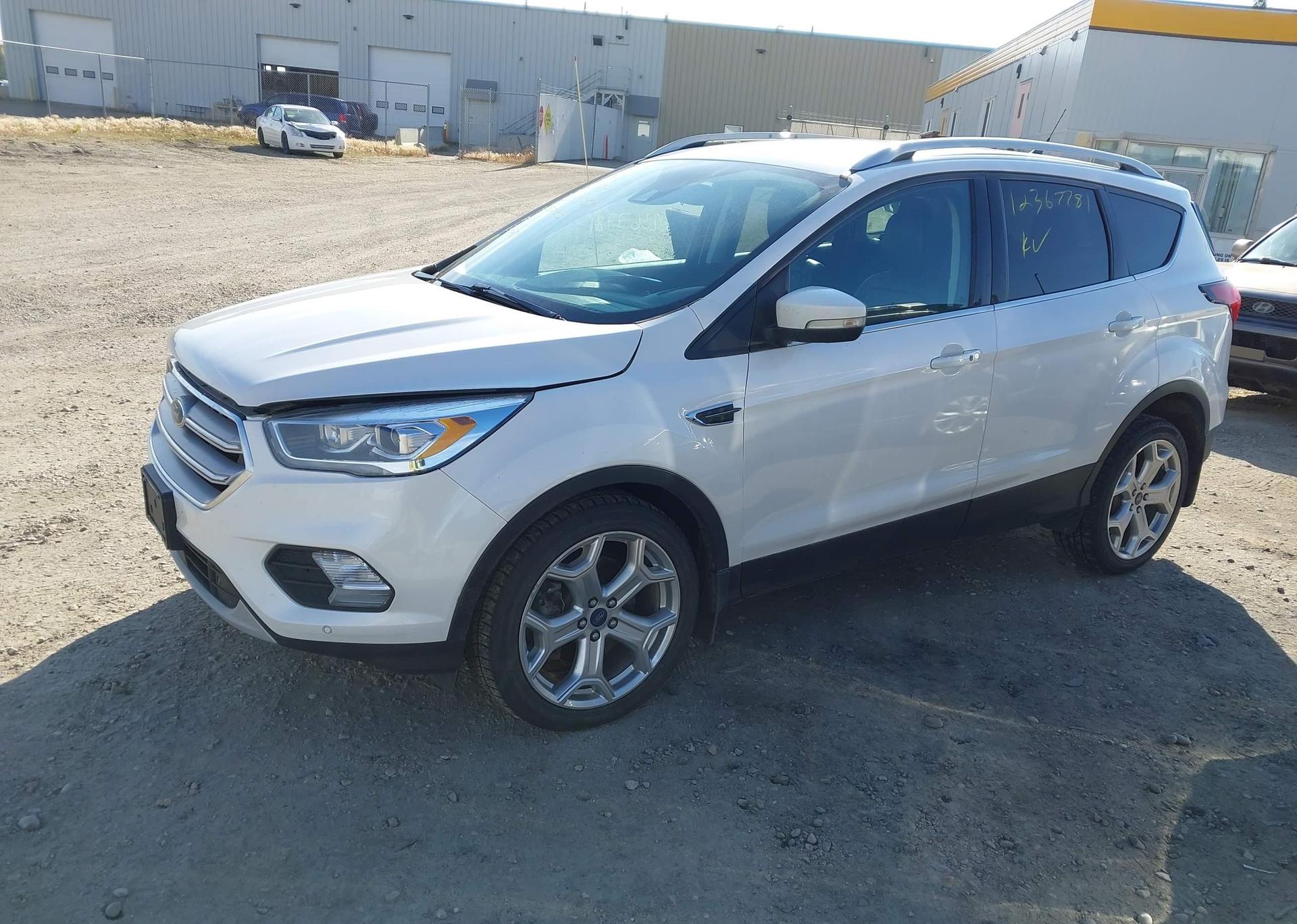 2019 FORD ESCAPE TITANIUM