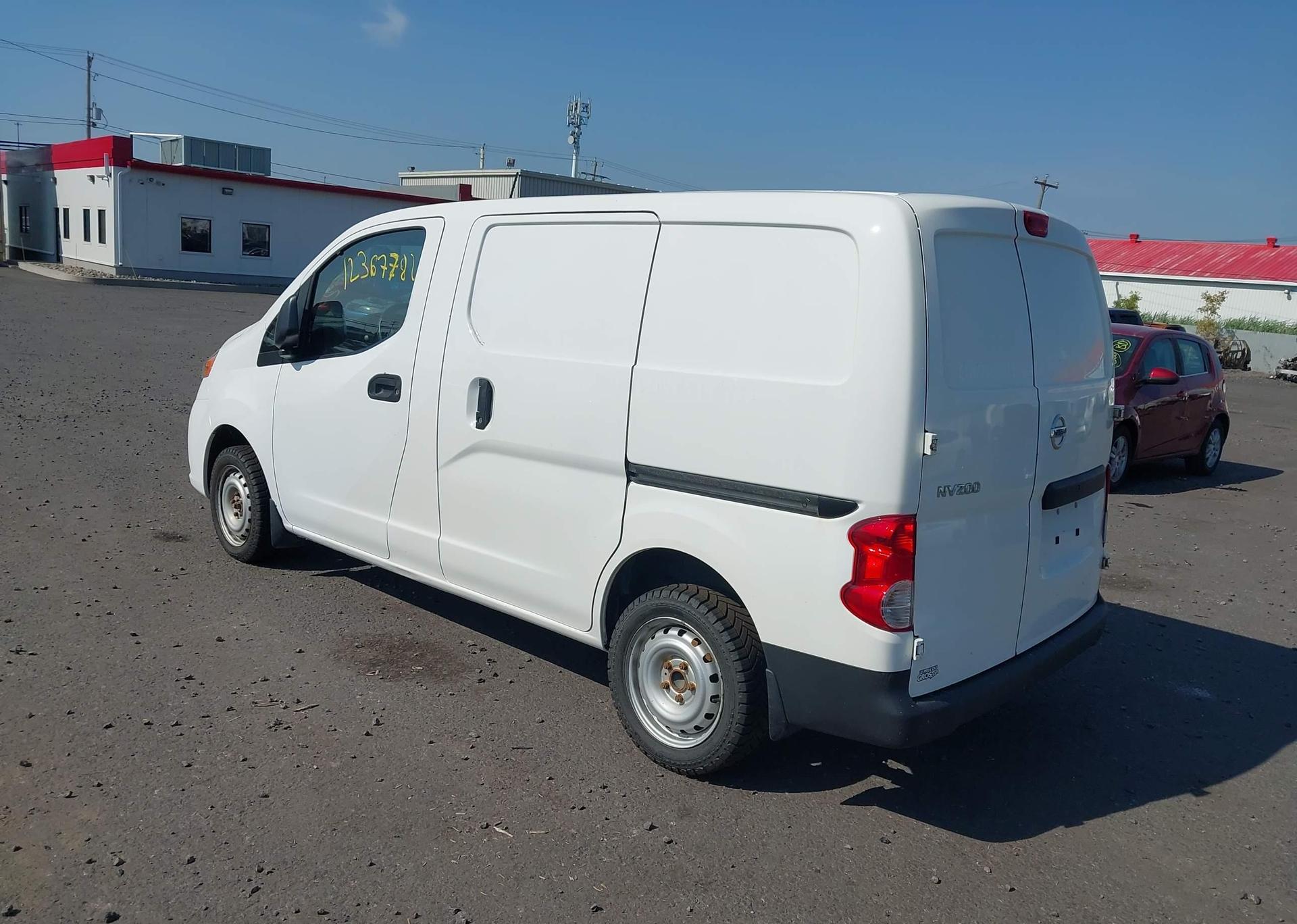 2020 NISSAN NV200 2.5S