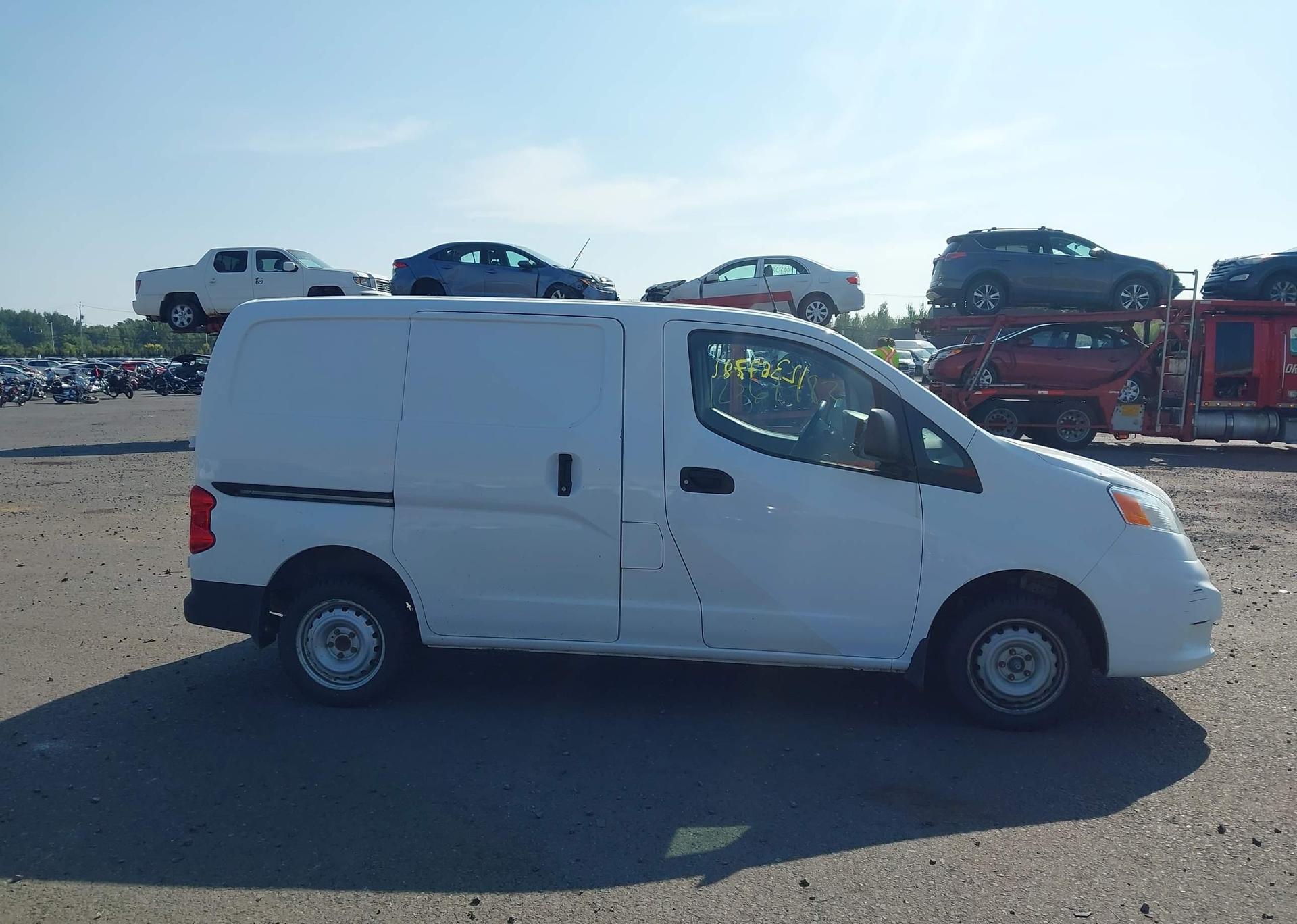 2020 NISSAN NV200 2.5S