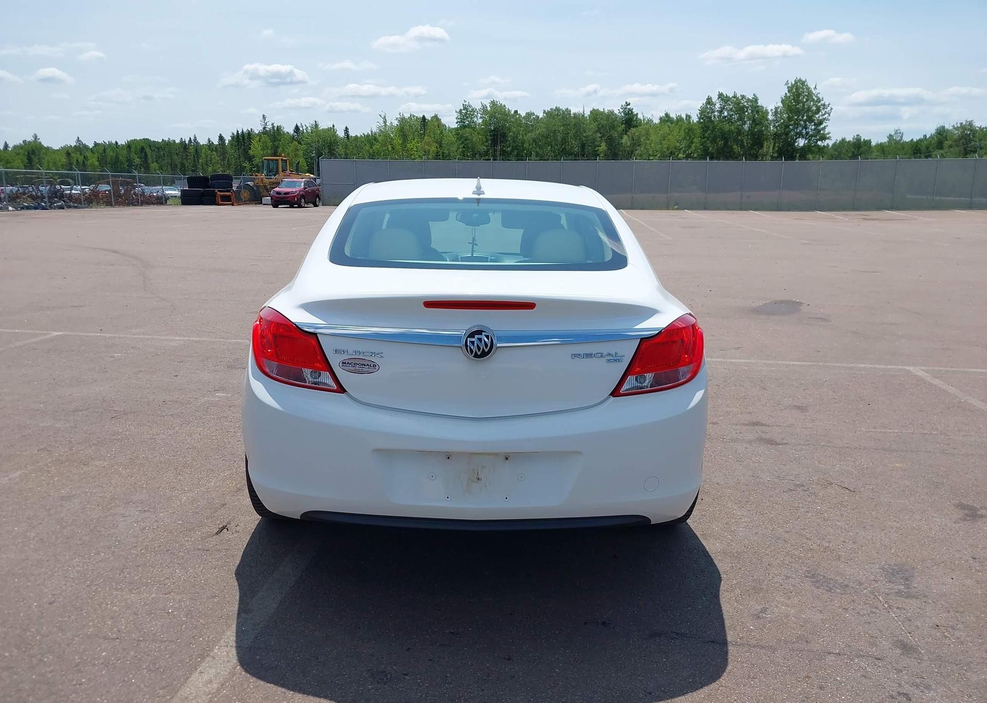 2011 BUICK REGAL CXL