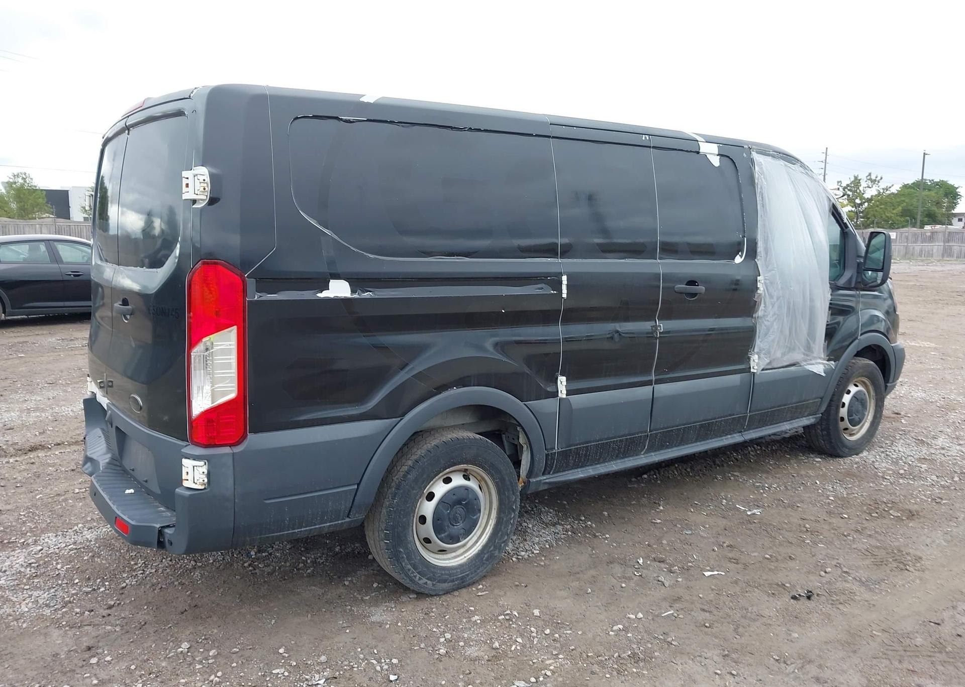 2017 FORD TRANSIT T-150