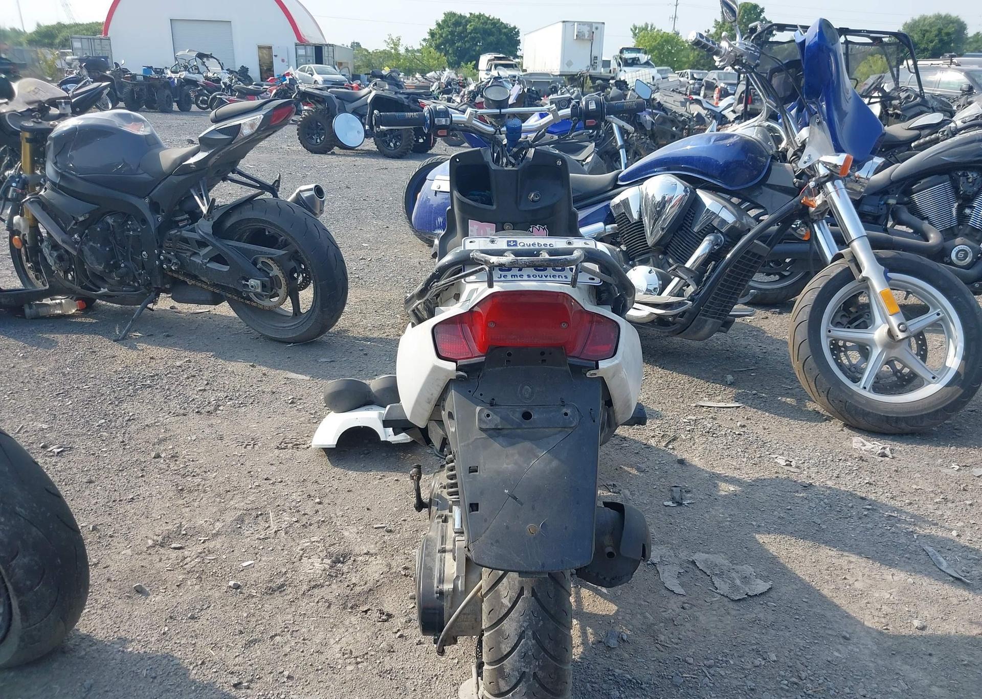 2010 YAMAHA YW50